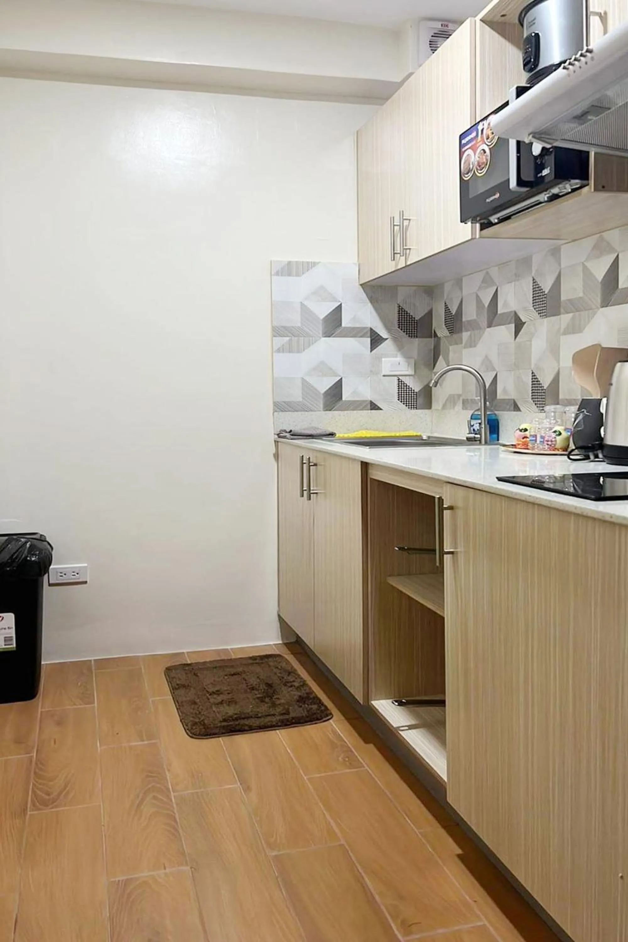 Kitchen or kitchenette in 4th- Sea View of Seawind Condominium