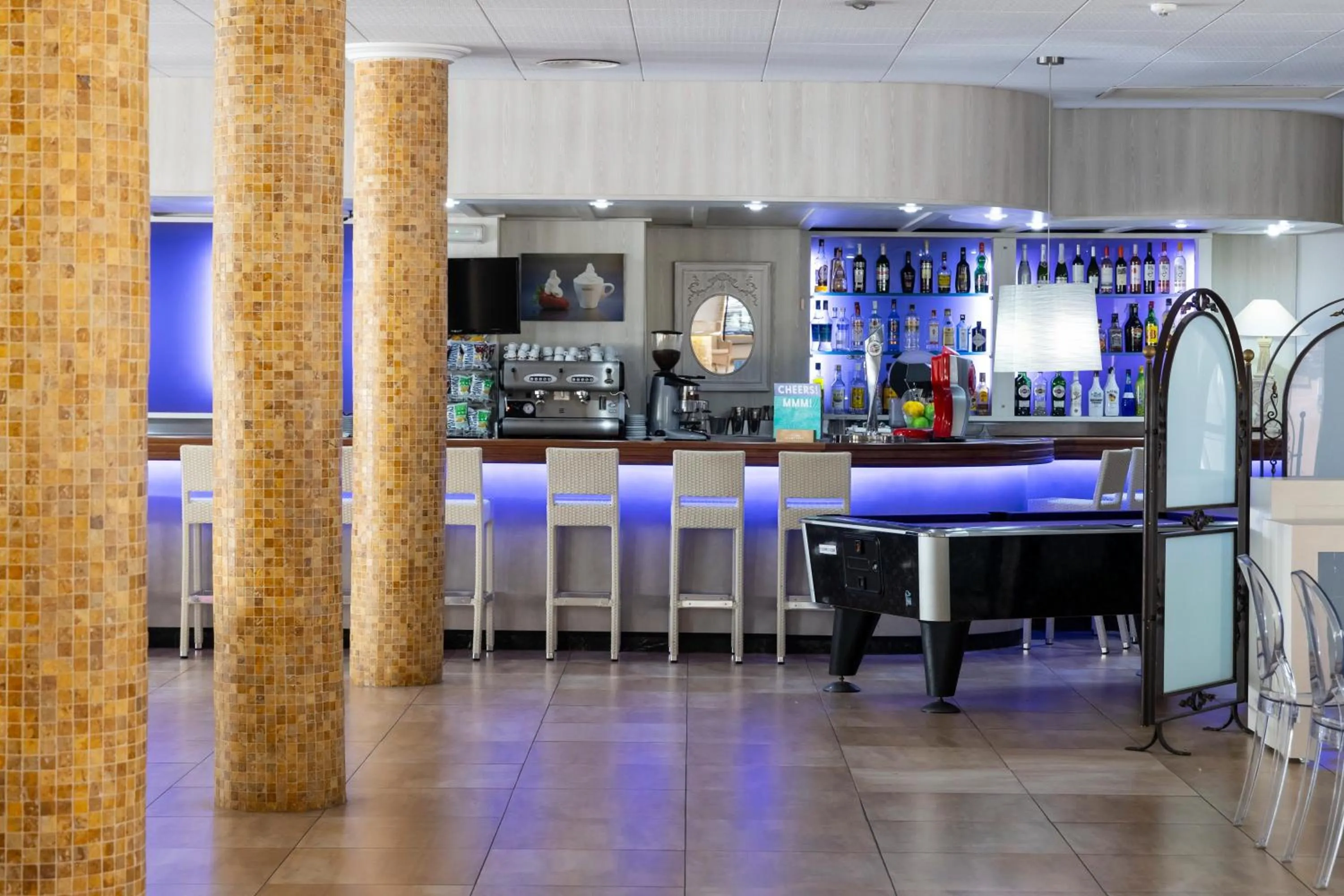 Lounge or bar in Aparthotel Miami Park