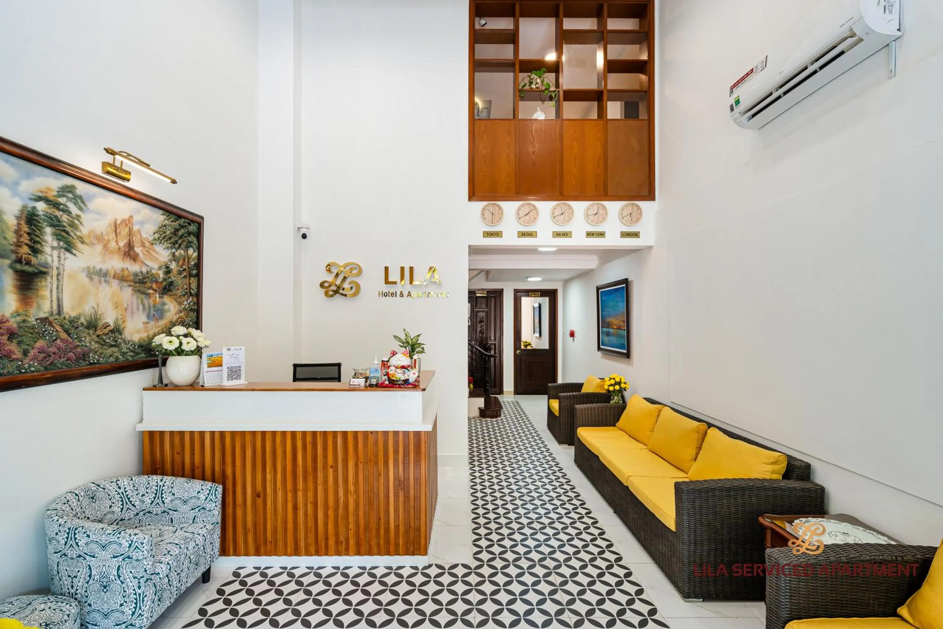 Lobby or reception in LILA Hotel & Apartments