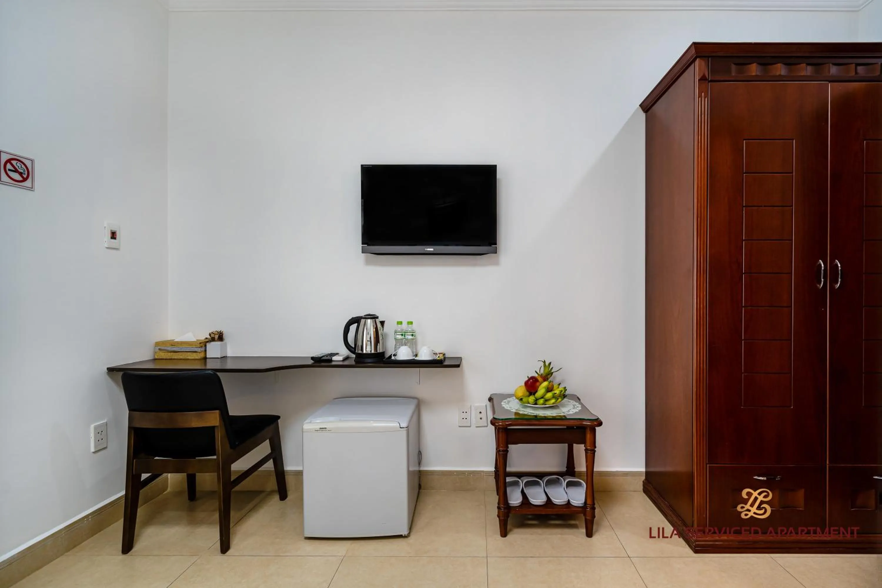 TV and multimedia in LILA Hotel & Apartments