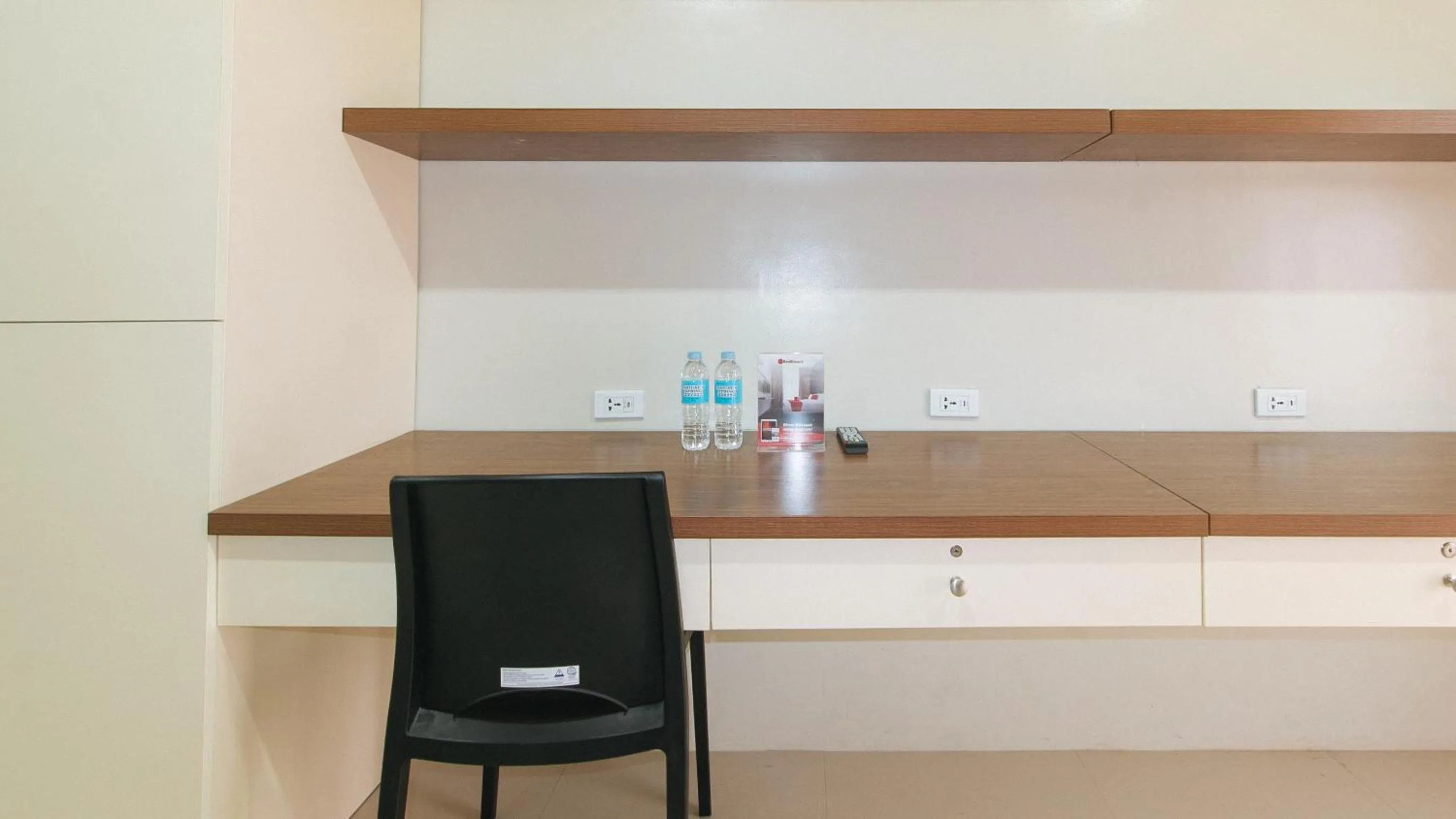 Area and facilities in RedDoorz Plus near Nakpil St Taft Avenue