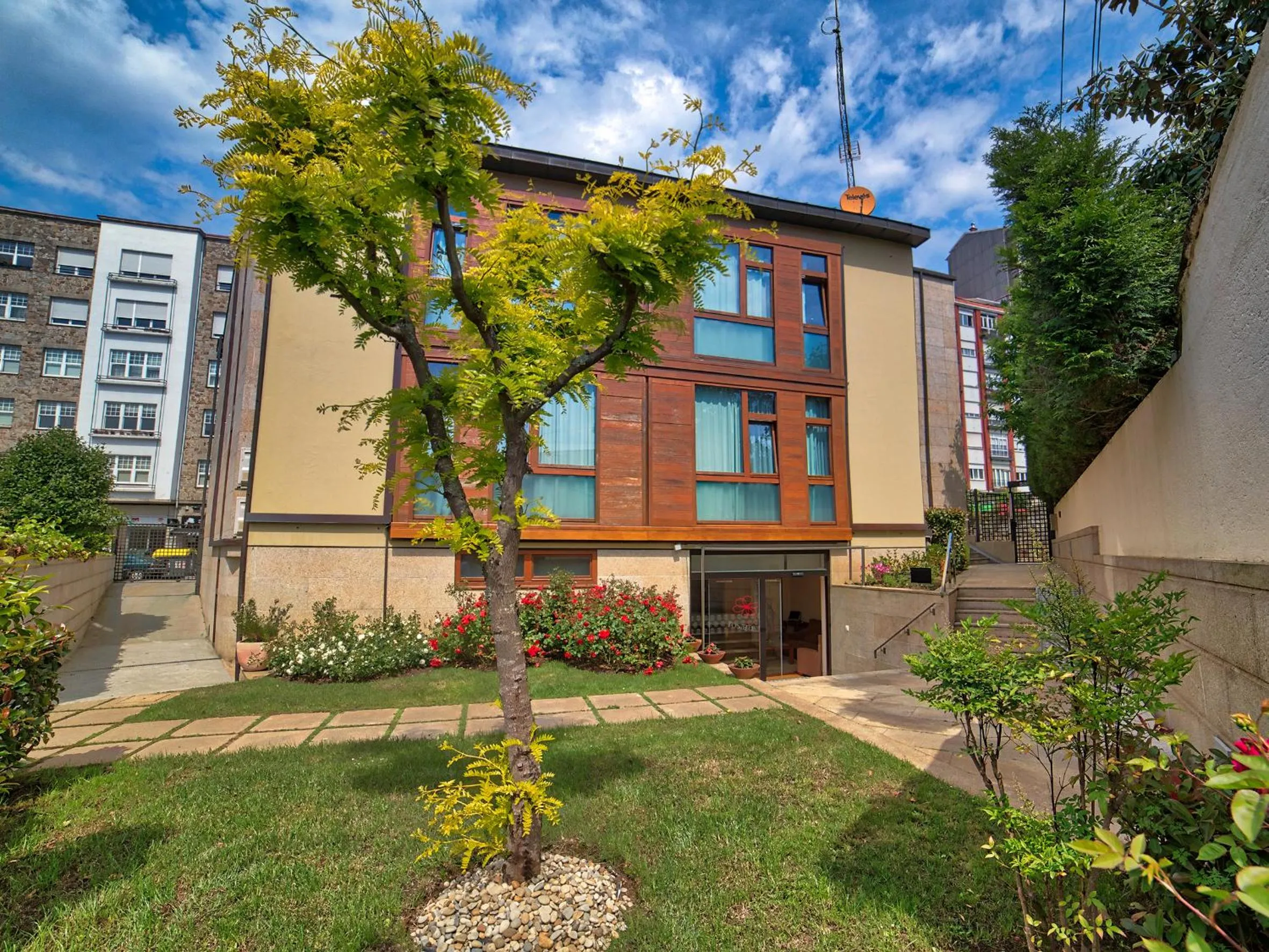 Garden view in PR Rosa Rosae