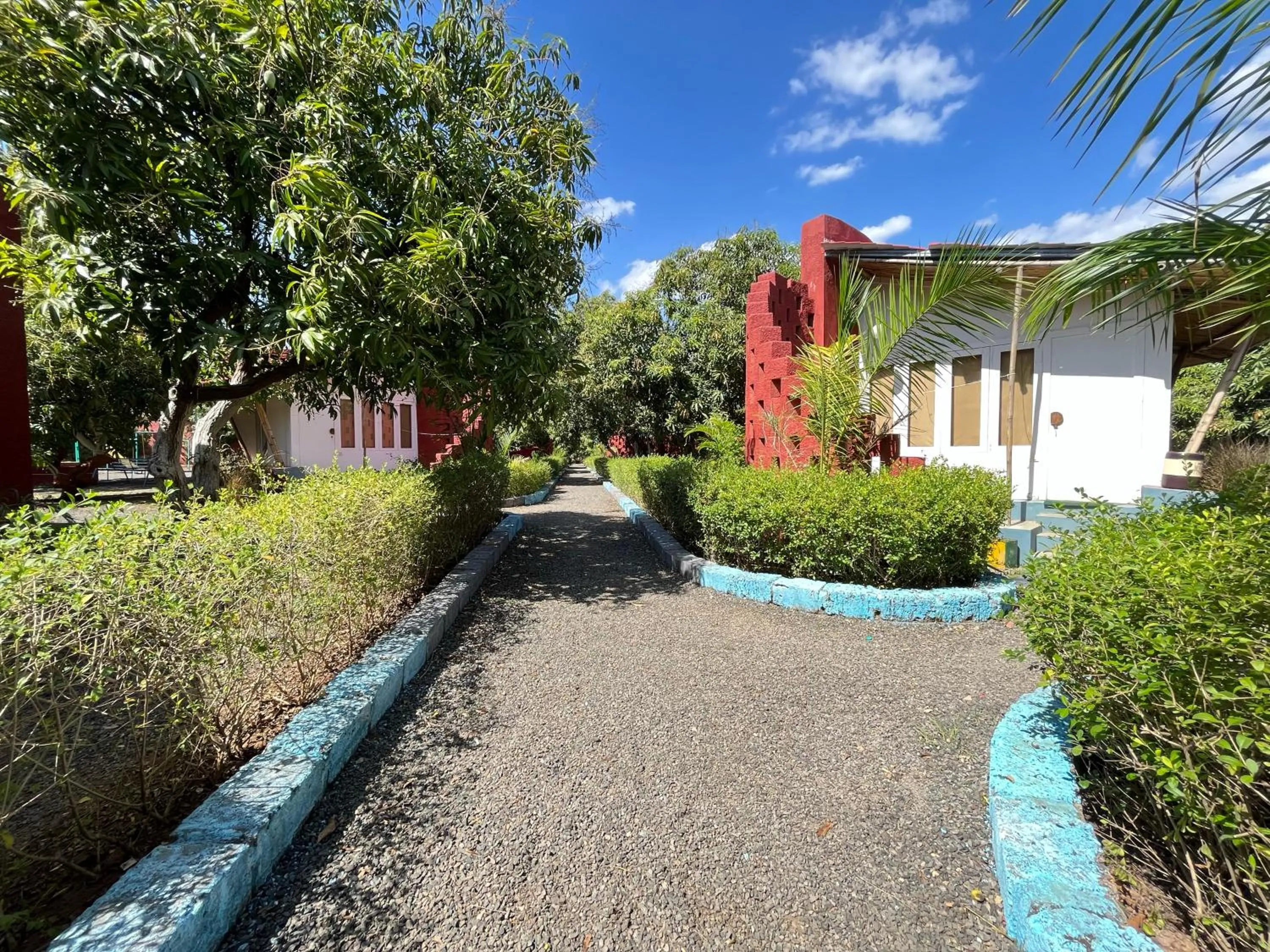 Facade/entrance in Amraness Luxury Resort Sasan Gir