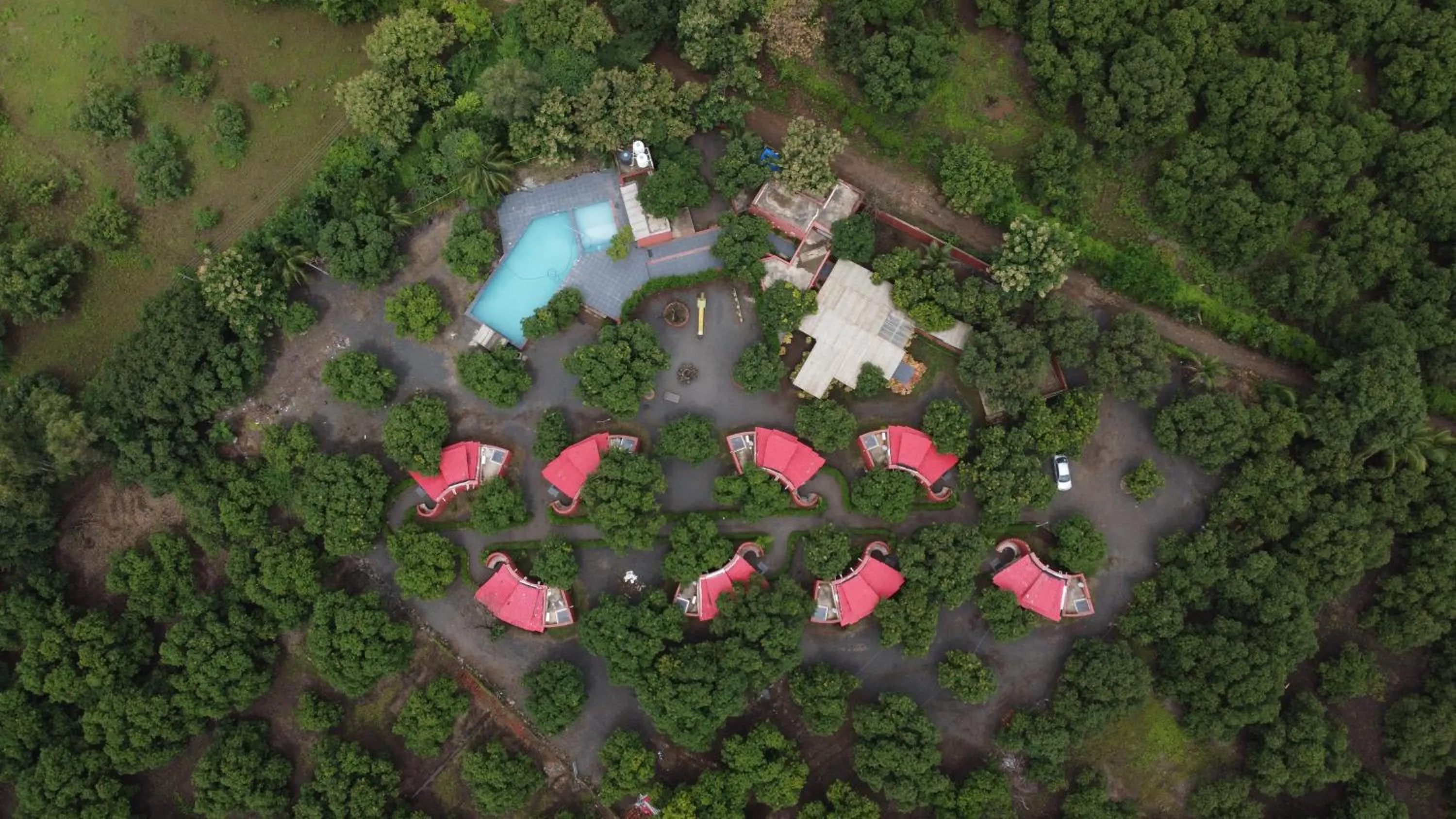 Property building in Amraness Luxury Resort Sasan Gir