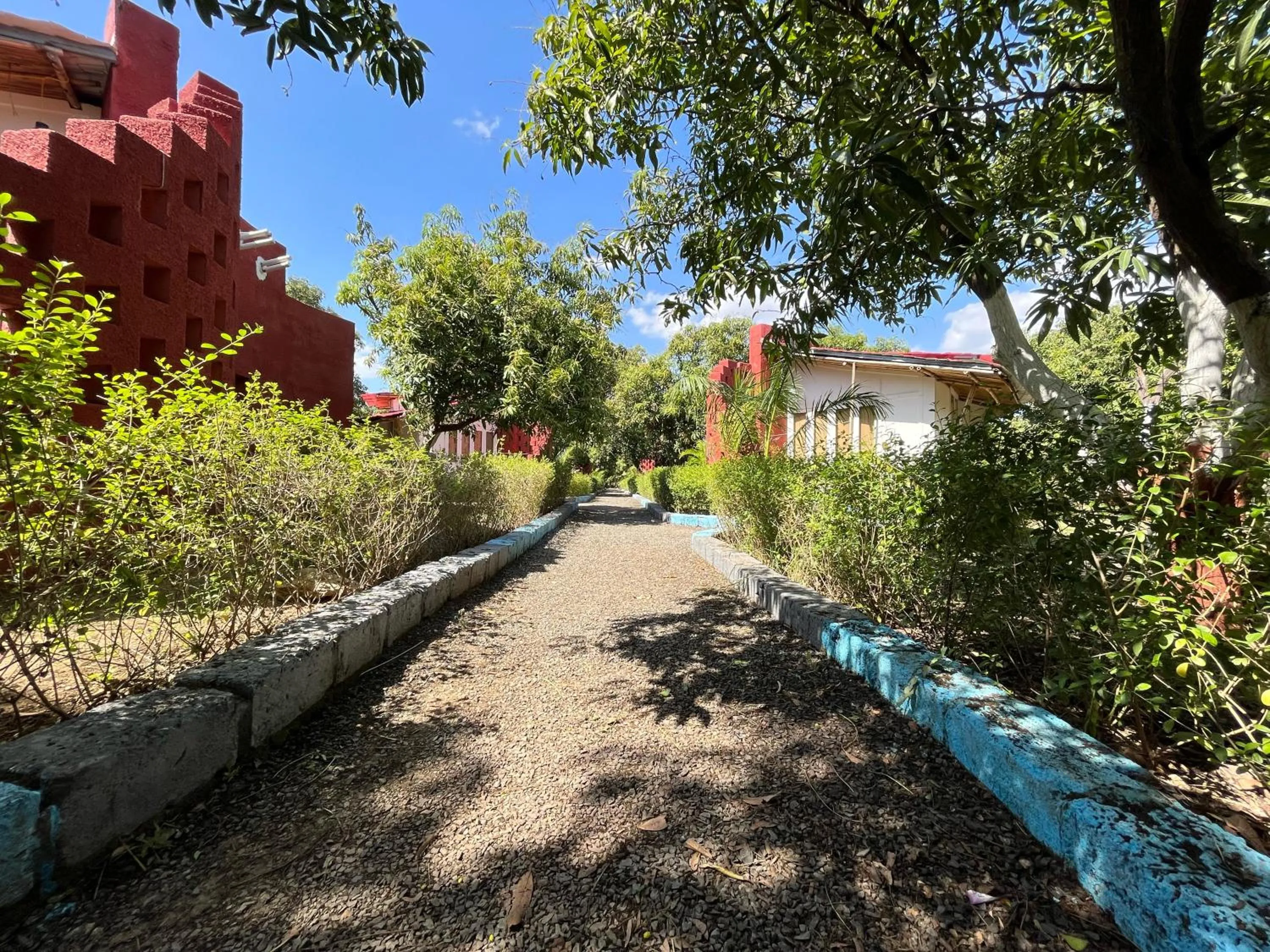 Facade/entrance in Amraness Luxury Resort Sasan Gir