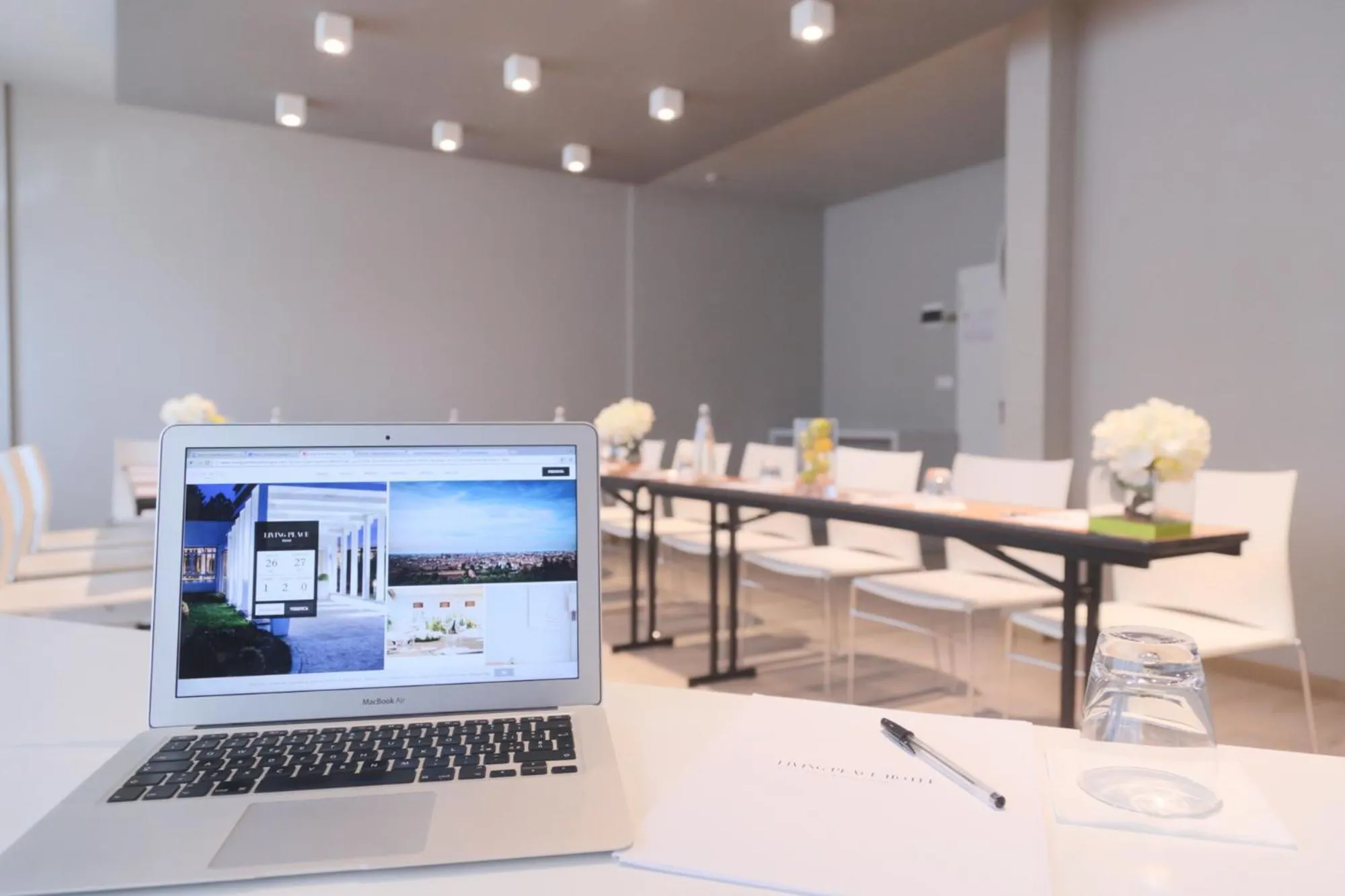 Business facilities in Living Place Hotel