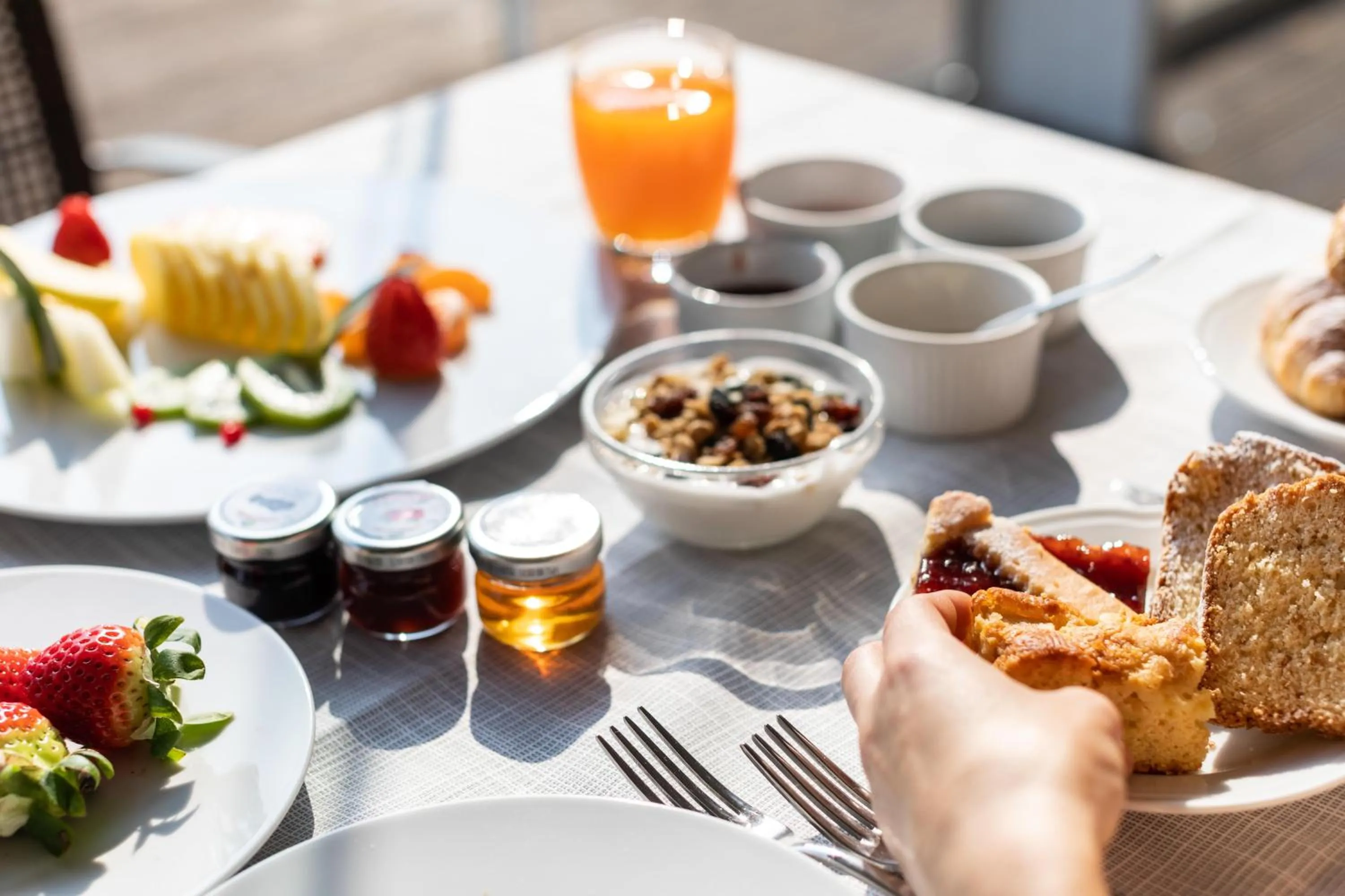 Breakfast in Living Place Hotel