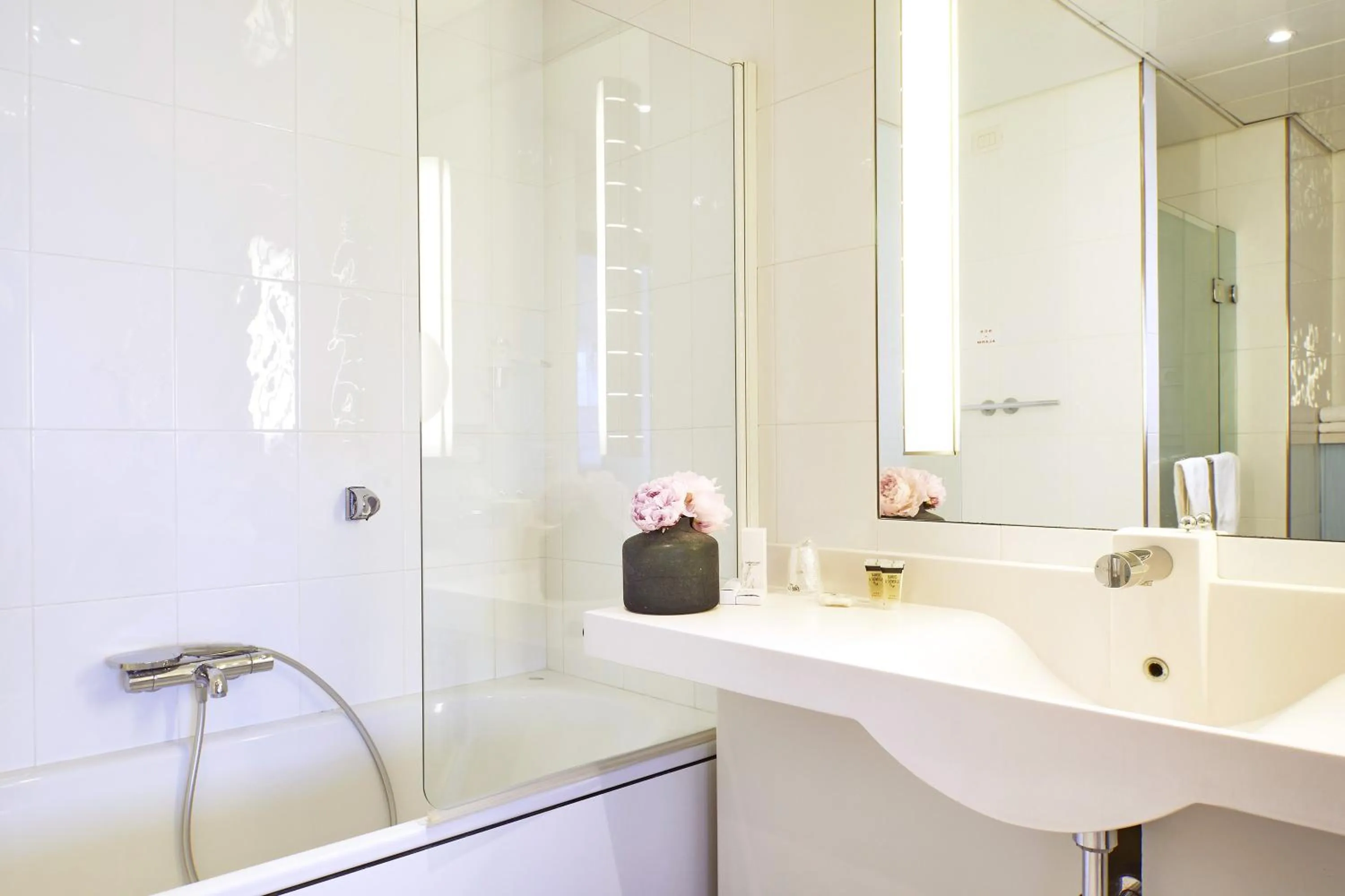 Bathroom in Living Place Hotel