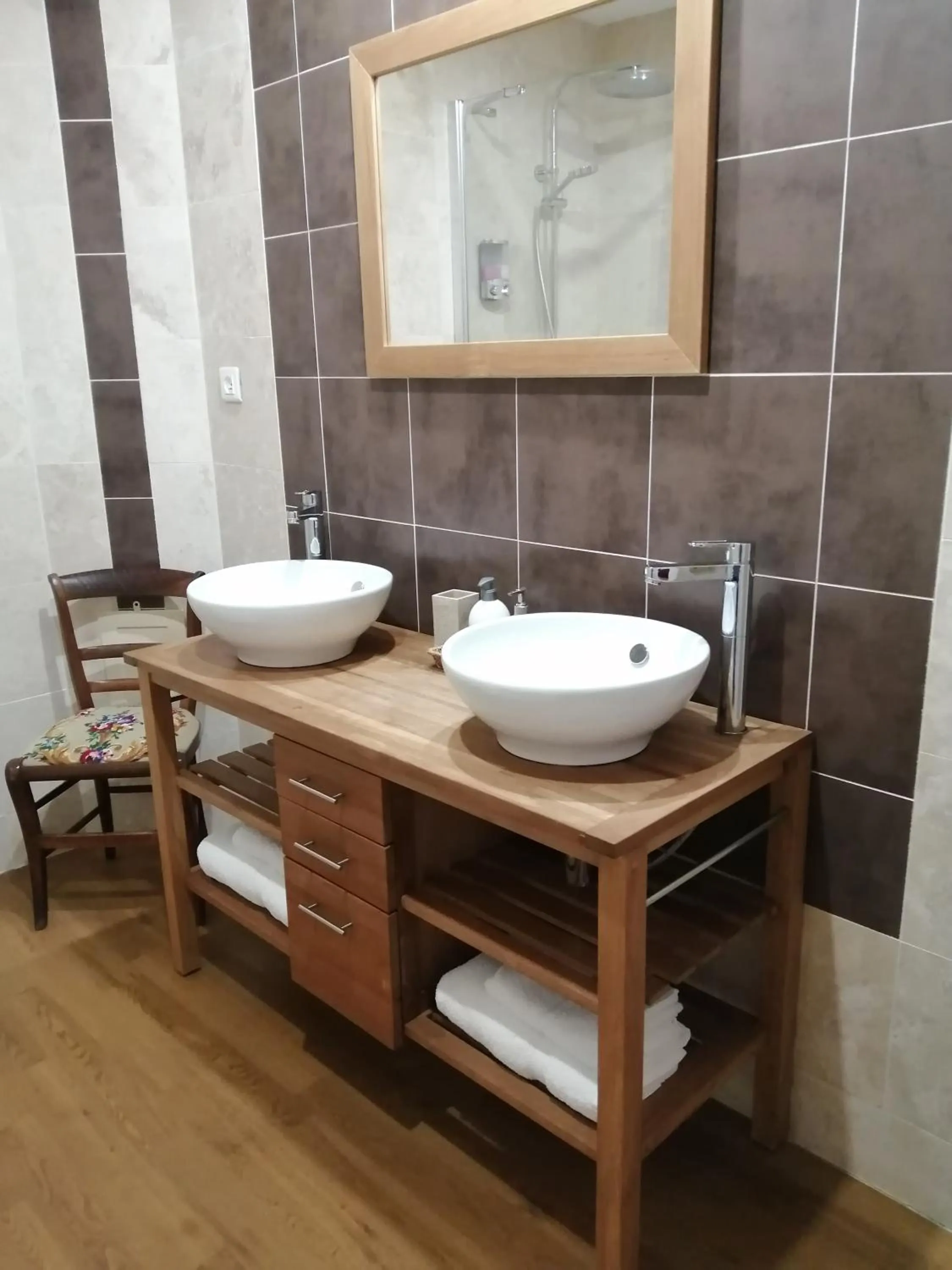 Bathroom in Le Grand Chemin de La Vie