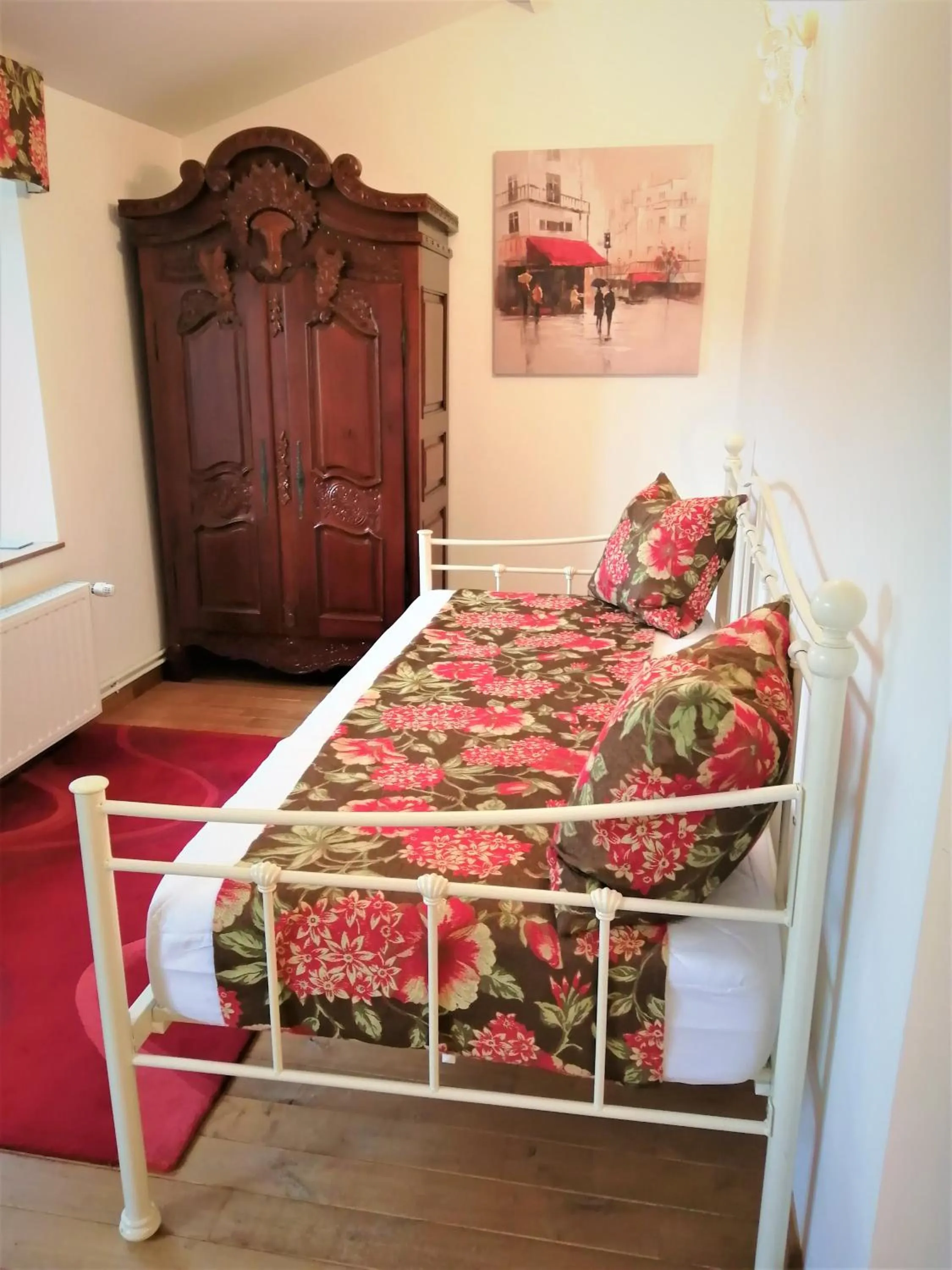 Bed in Le Grand Chemin de La Vie