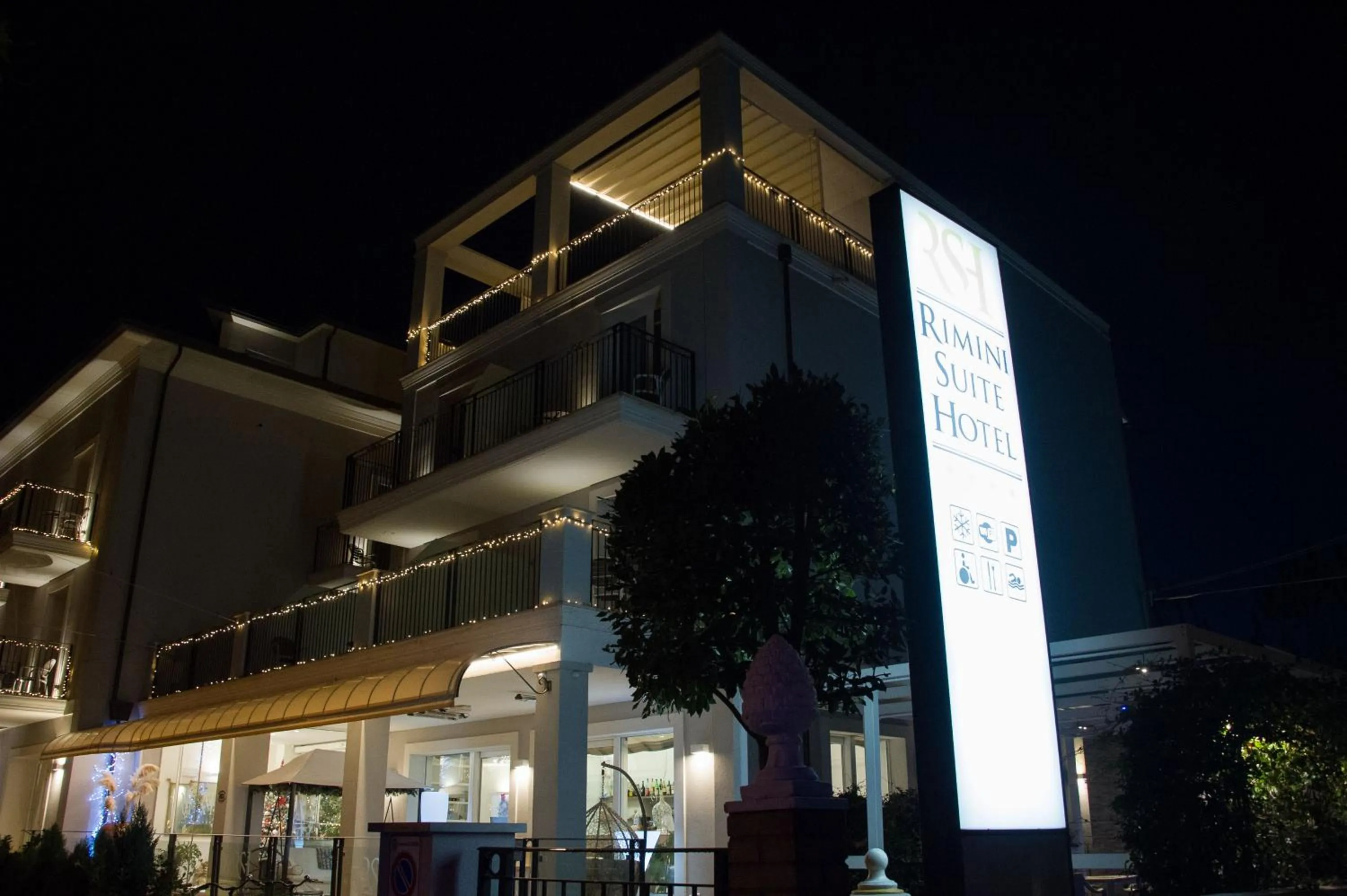 Property building in Rimini Suite Hotel