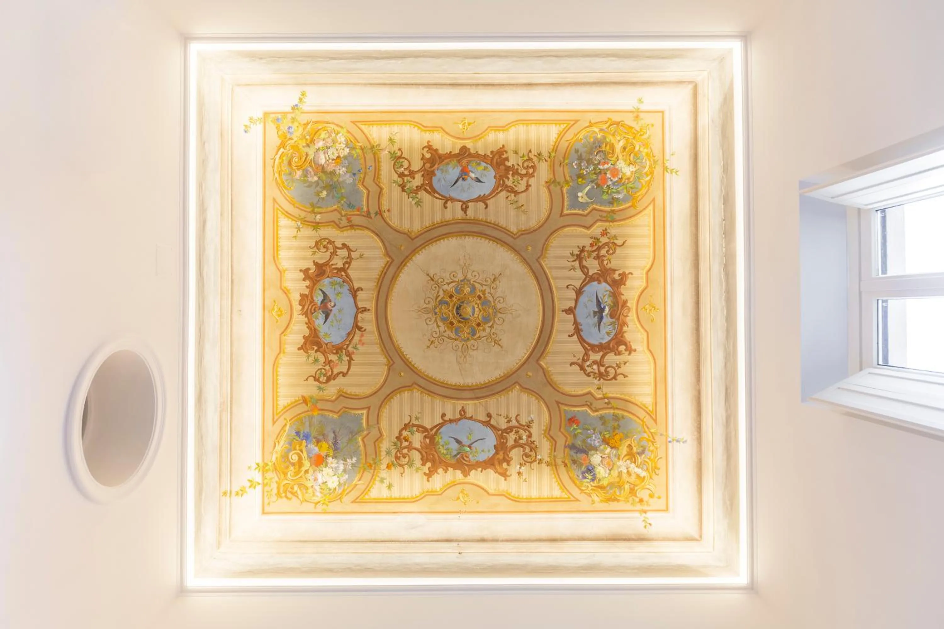 Decorative detail in LUCIANO MONTI APARTMENT