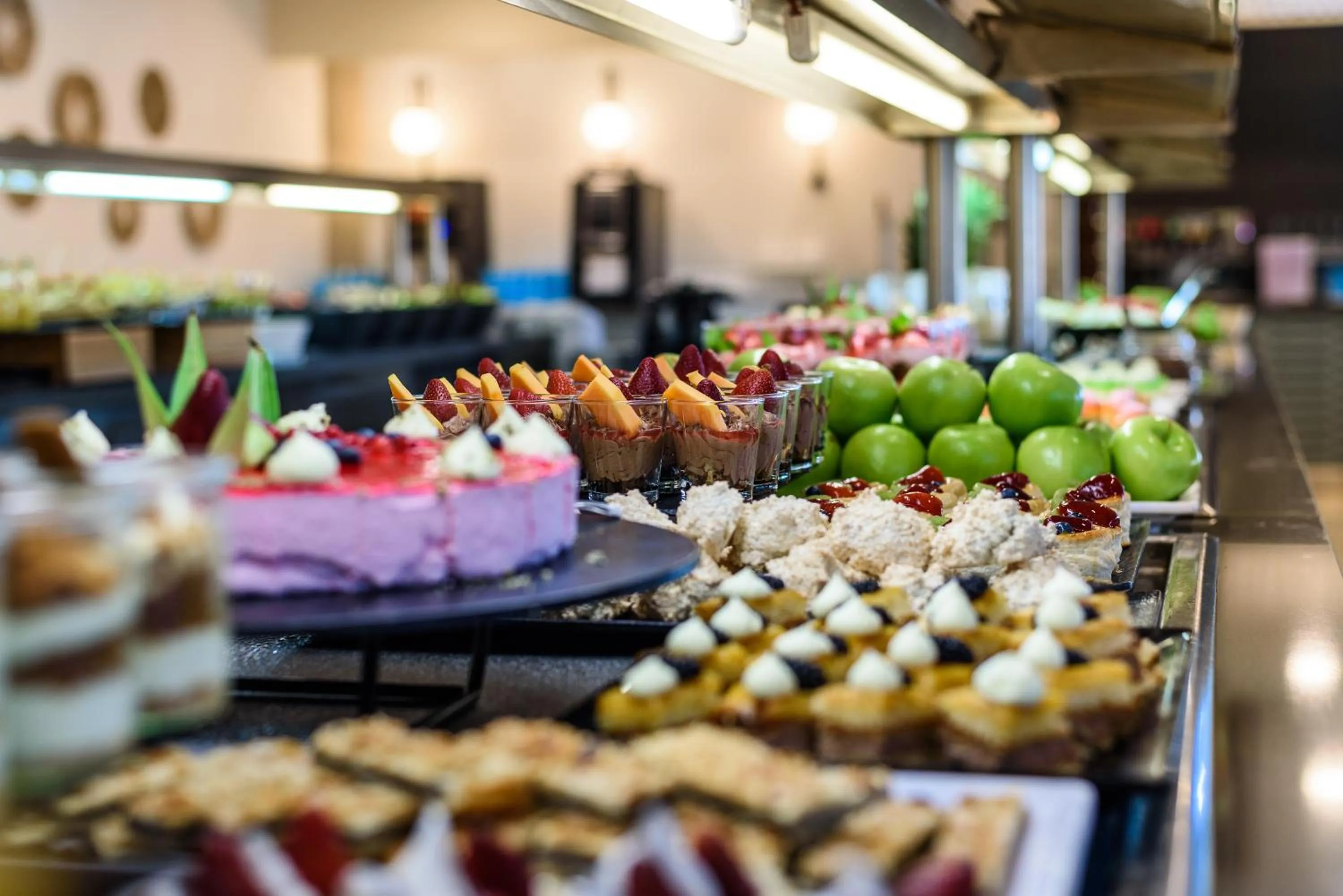 Food in FERGUS Club Palmanova Park