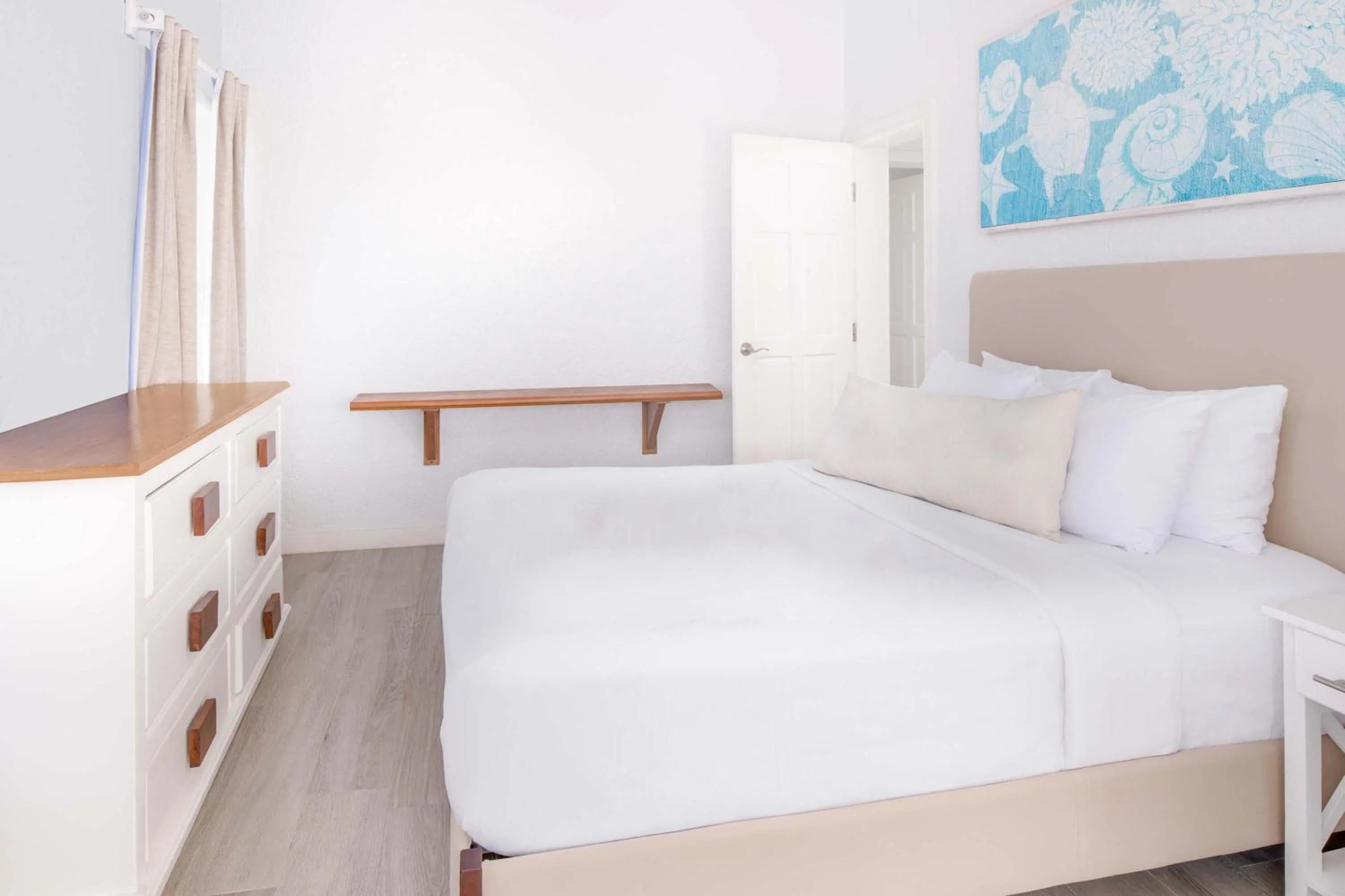 Bedroom, Bed in Reef Haven Belize