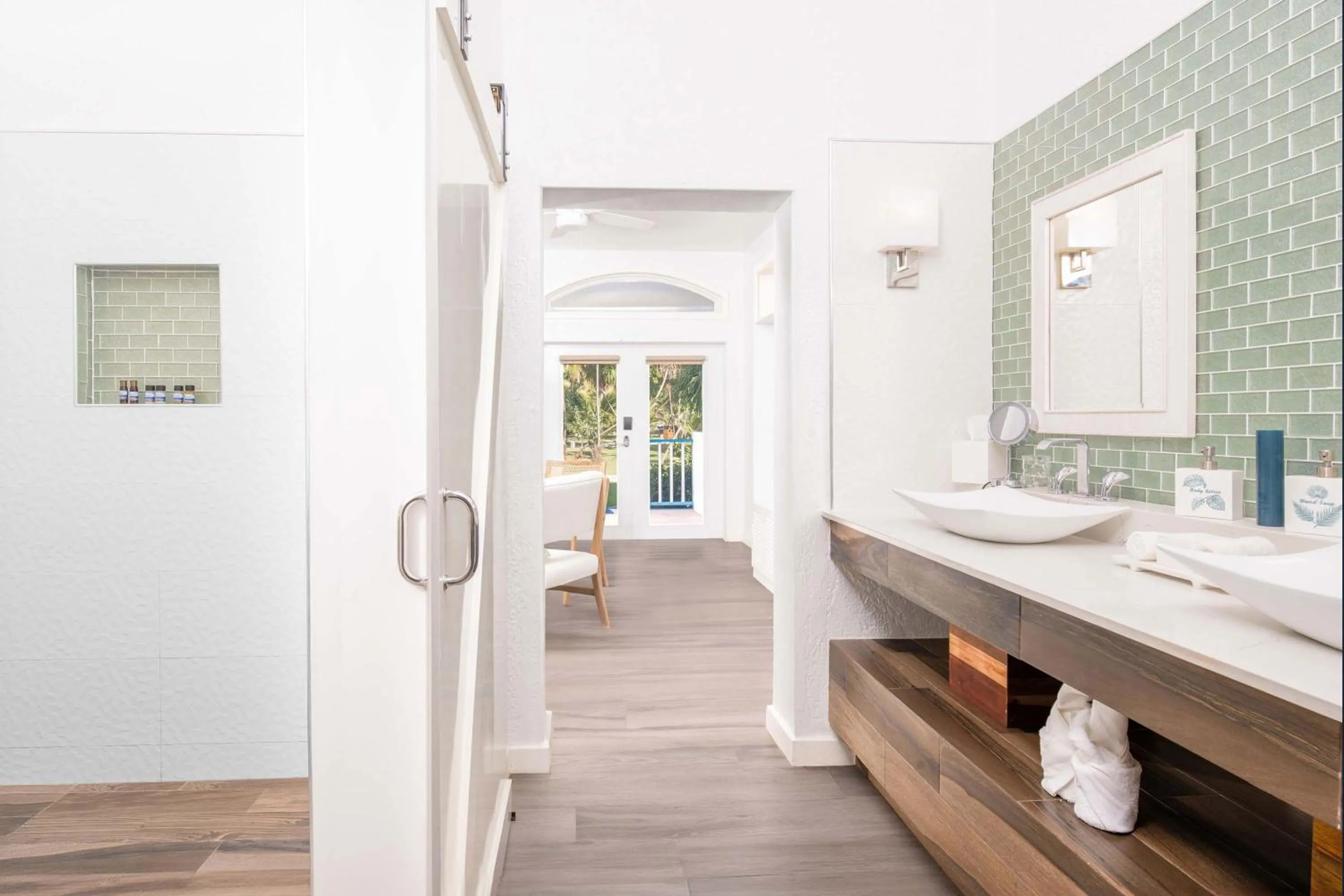 Bathroom in Reef Haven Belize