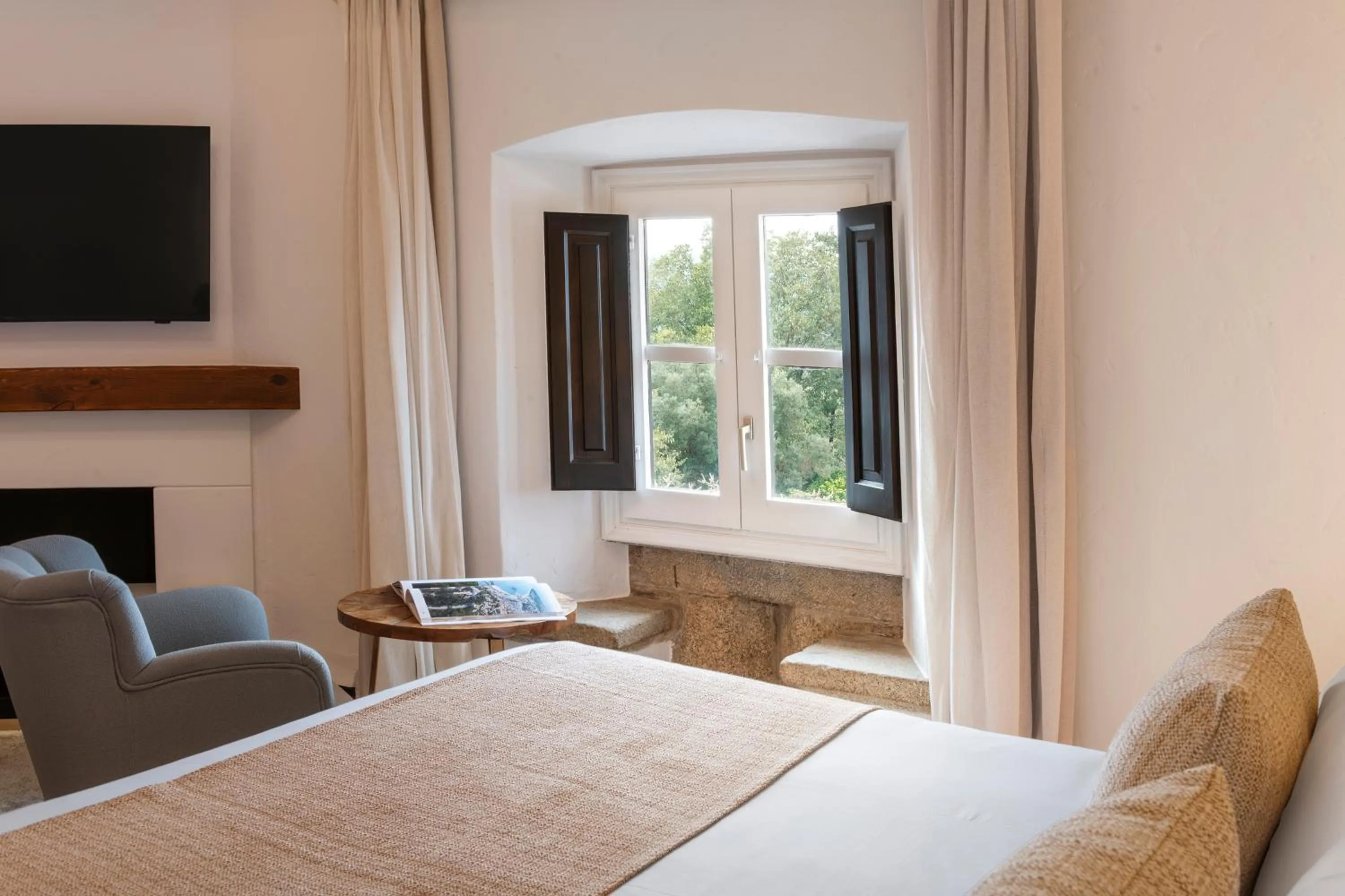 Bedroom, Bed in Mas Tapiolas