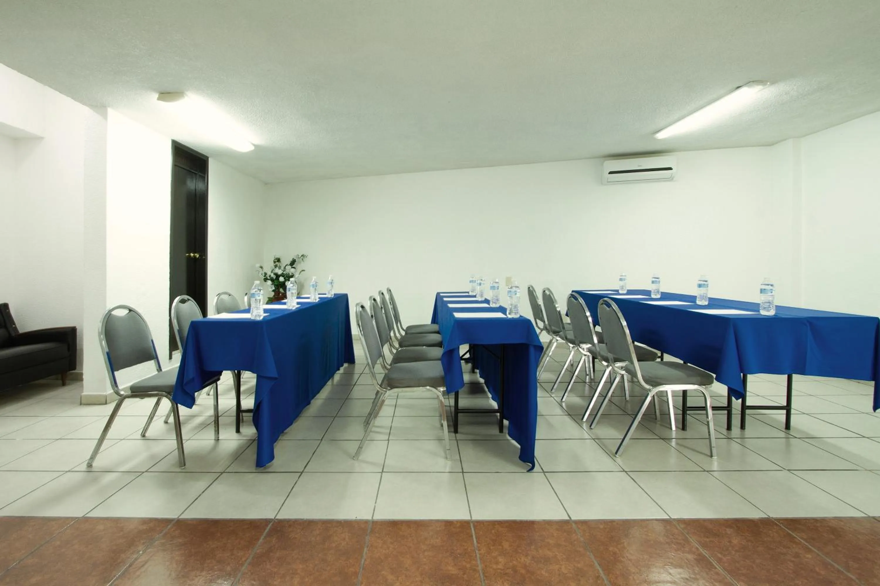 Meeting/conference room in Hotel Bedd Express Querétaro