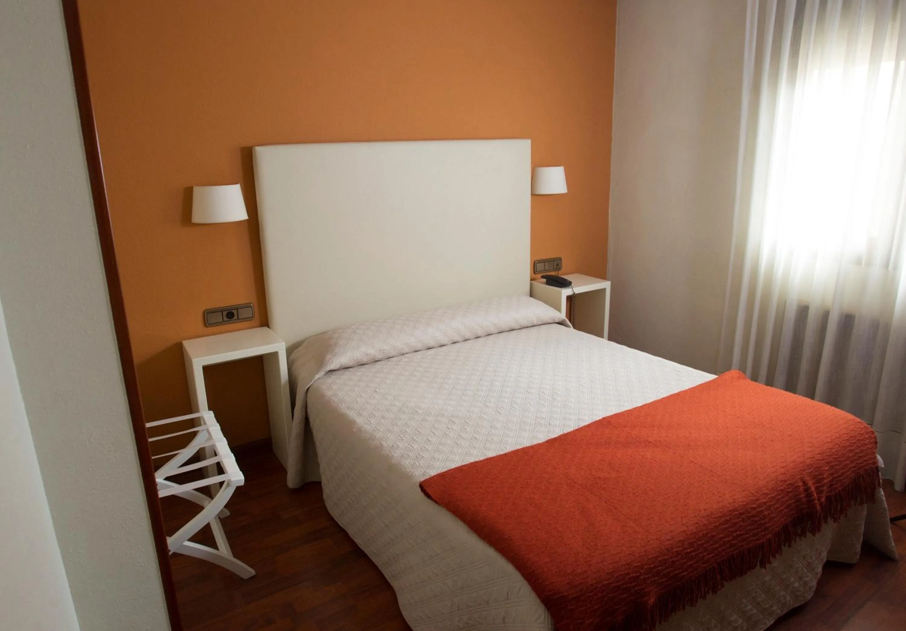 Bedroom, Bed in Hotel Ovetense