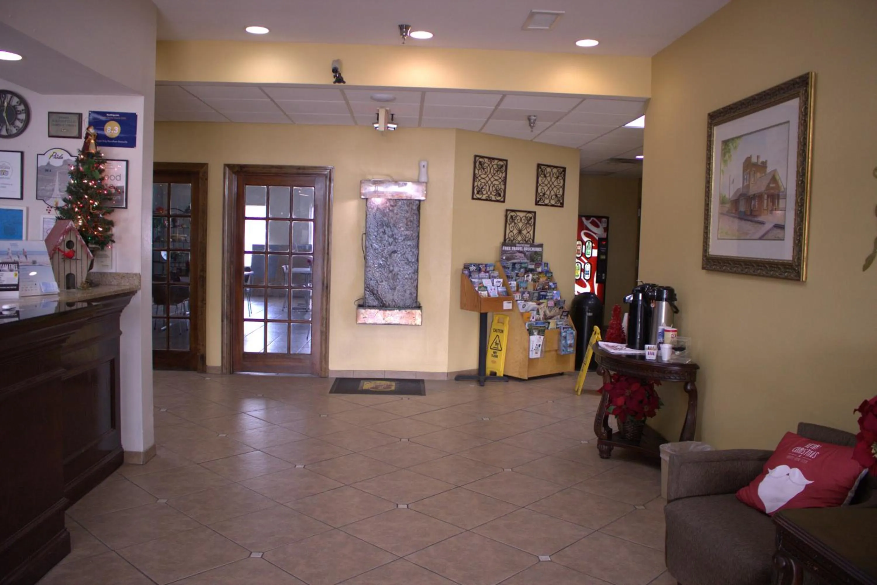 Lobby or reception in Super 8 by Wyndham Rainsville
