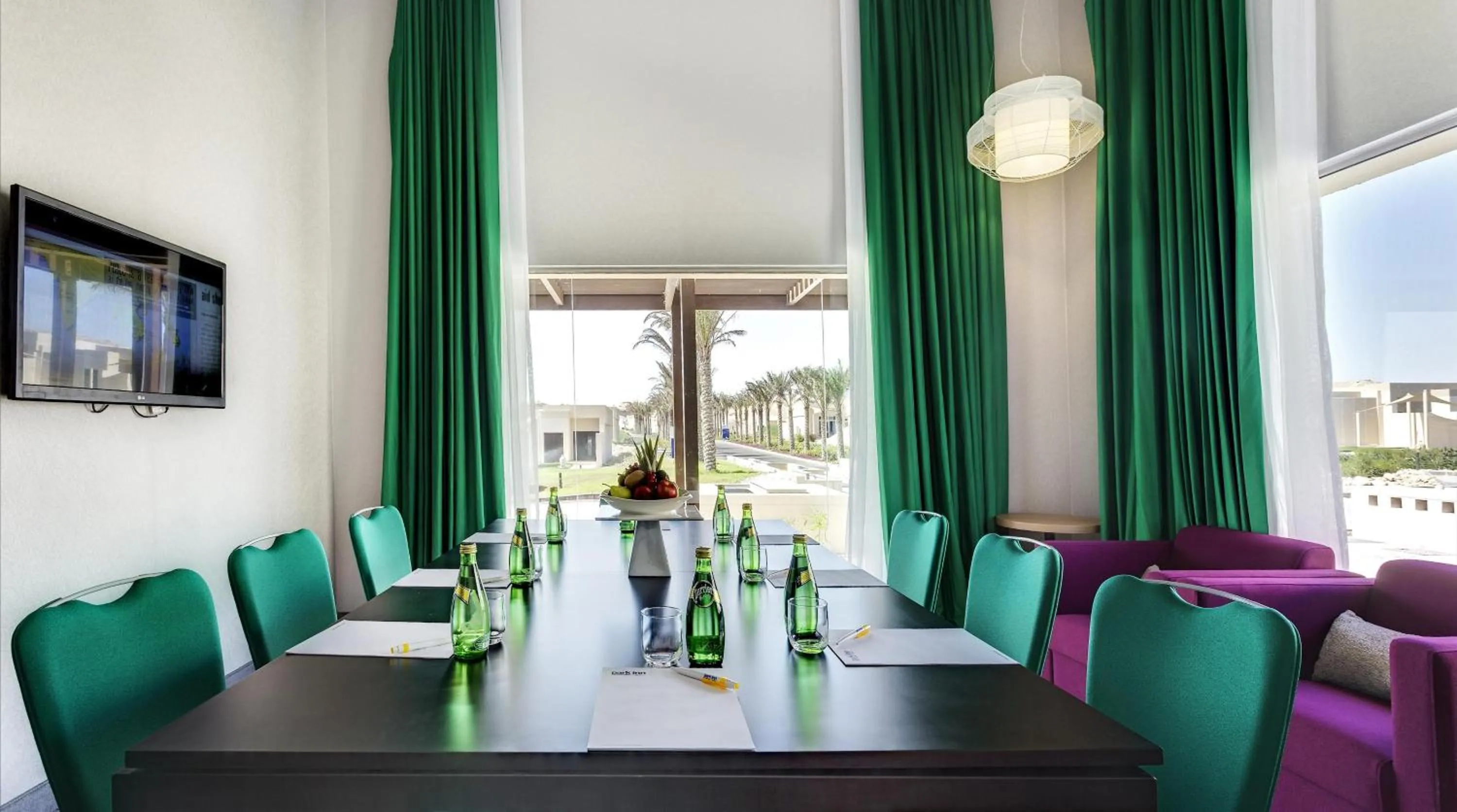 Food and drinks in Park Inn by Radisson Hotel and Residence Duqm