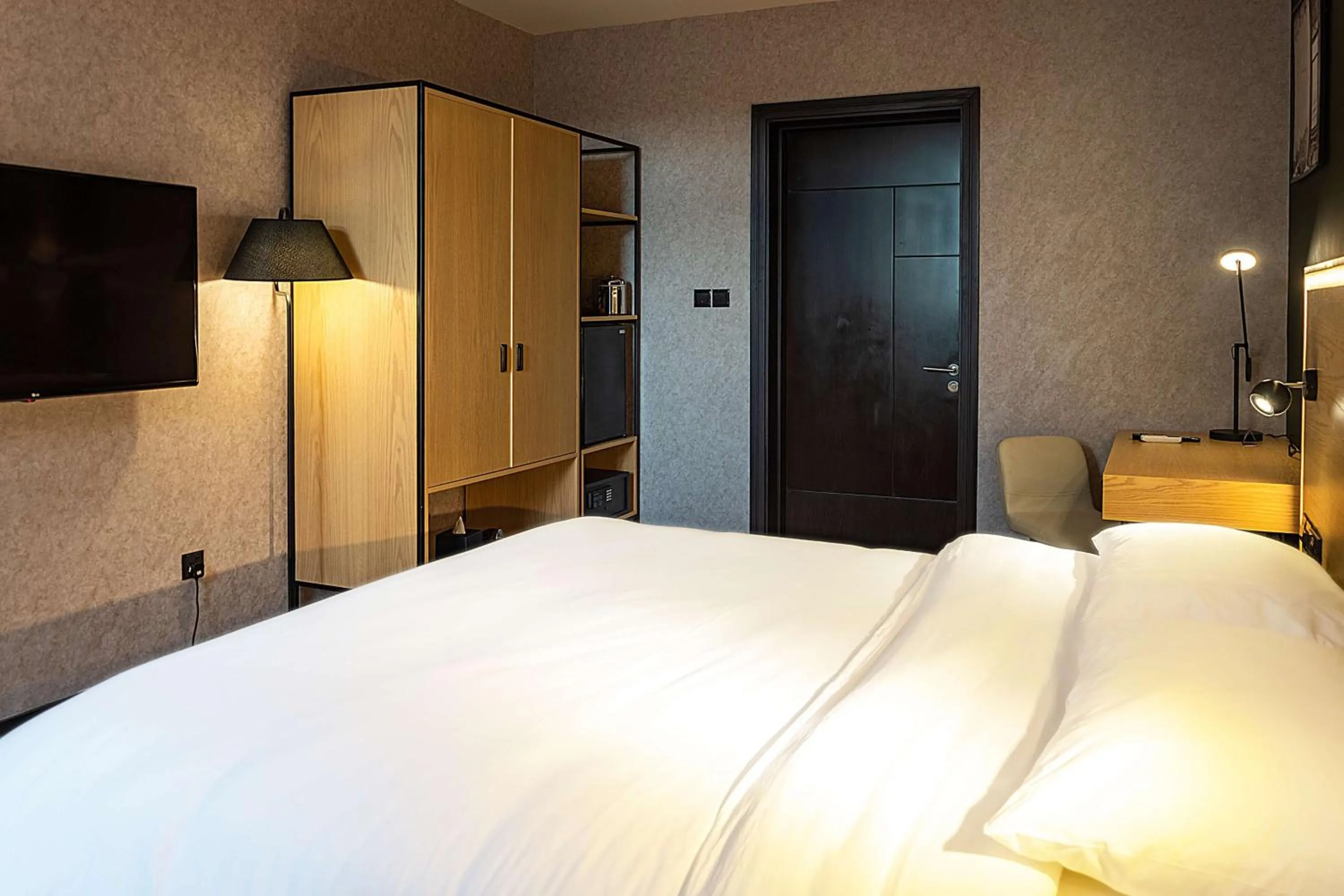 Photo of the whole room, Bed in Park Inn by Radisson Hotel and Residence Duqm