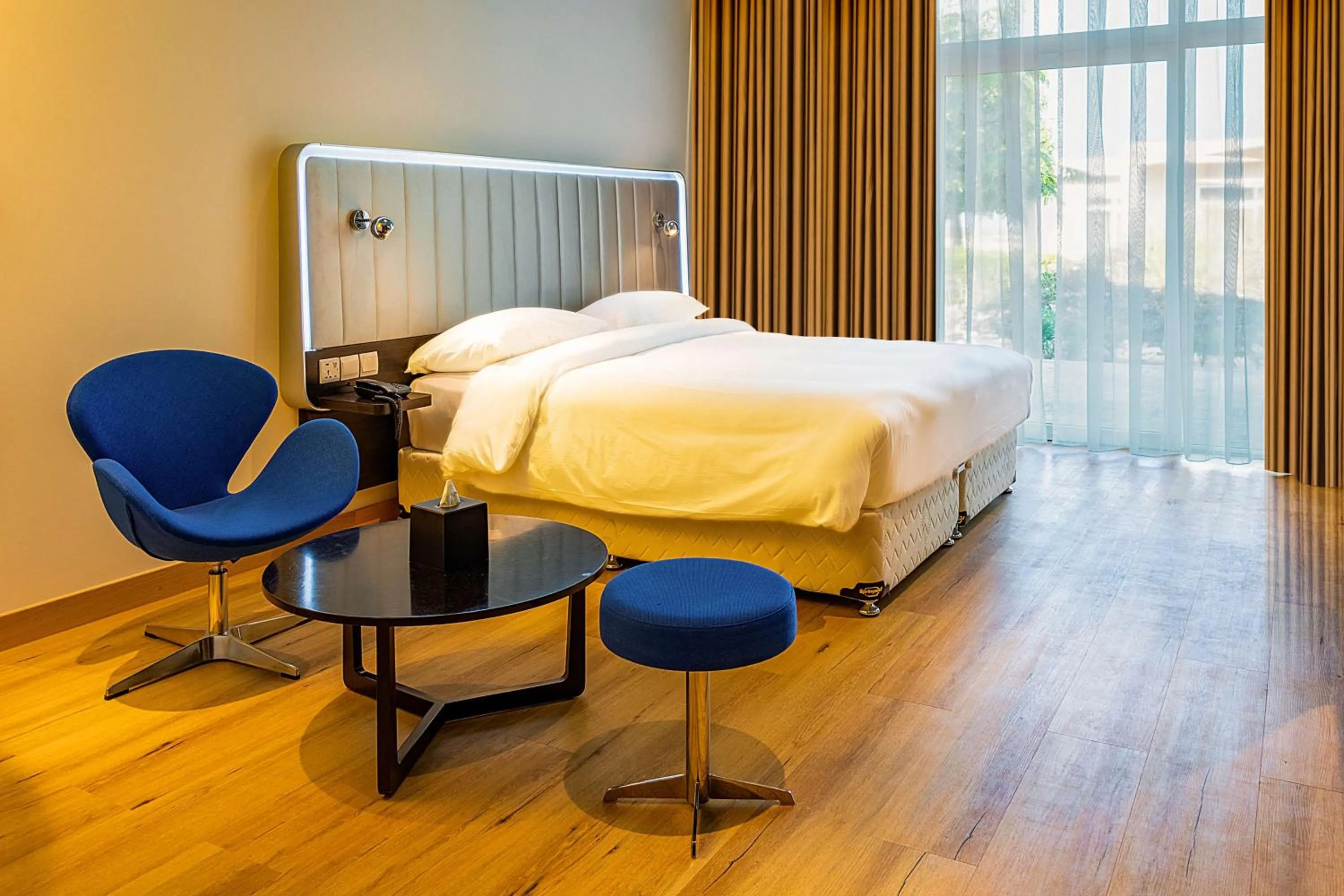 Photo of the whole room, Bed in Park Inn by Radisson Hotel and Residence Duqm