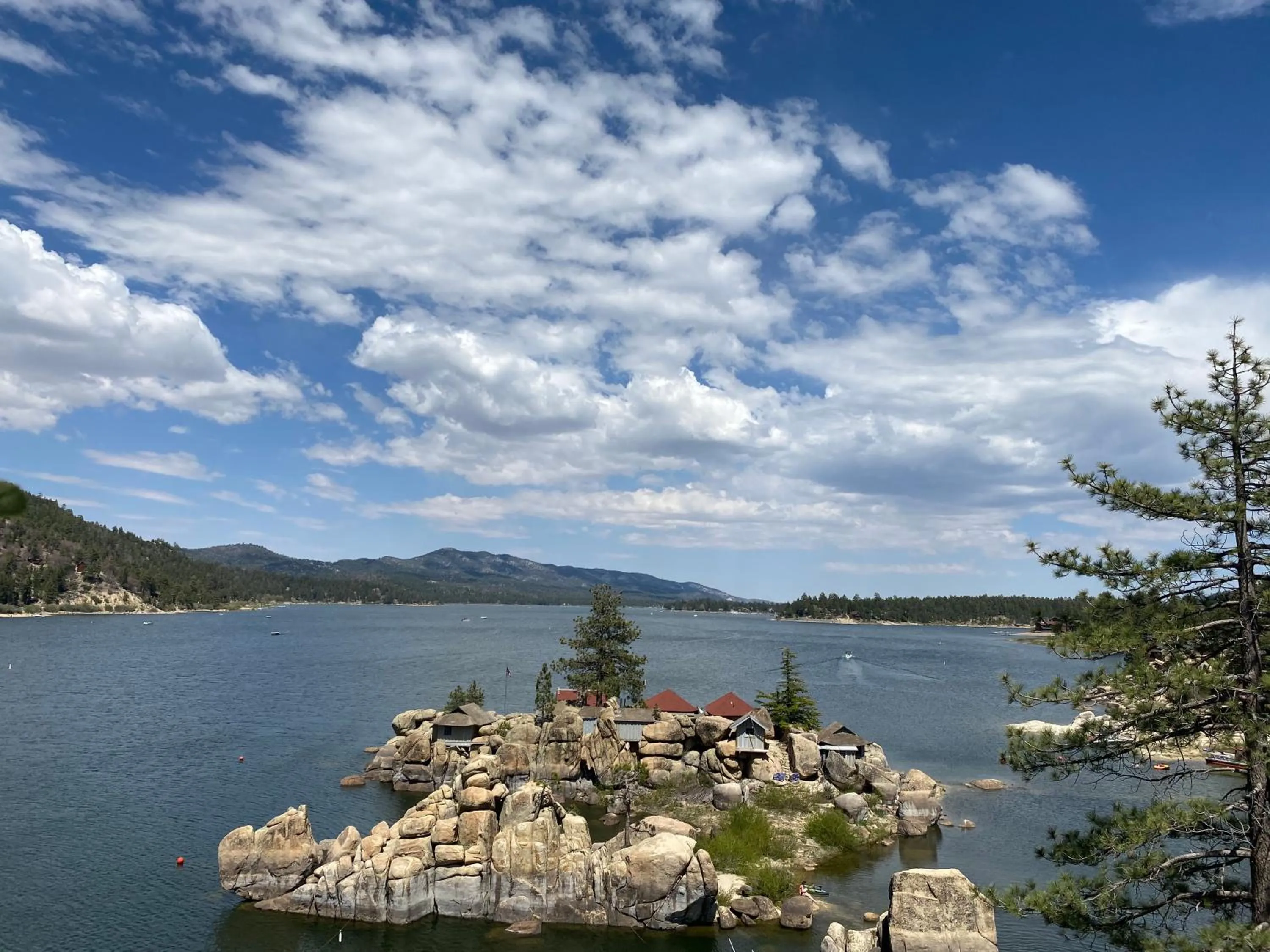 Activities in ITH Big Bear Lake Hostel & Lodge