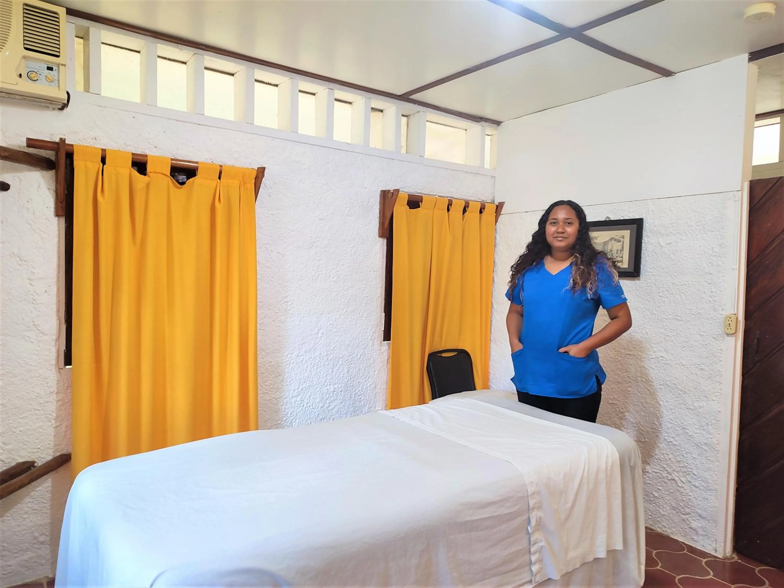 Bed in Maya Mountain Lodge