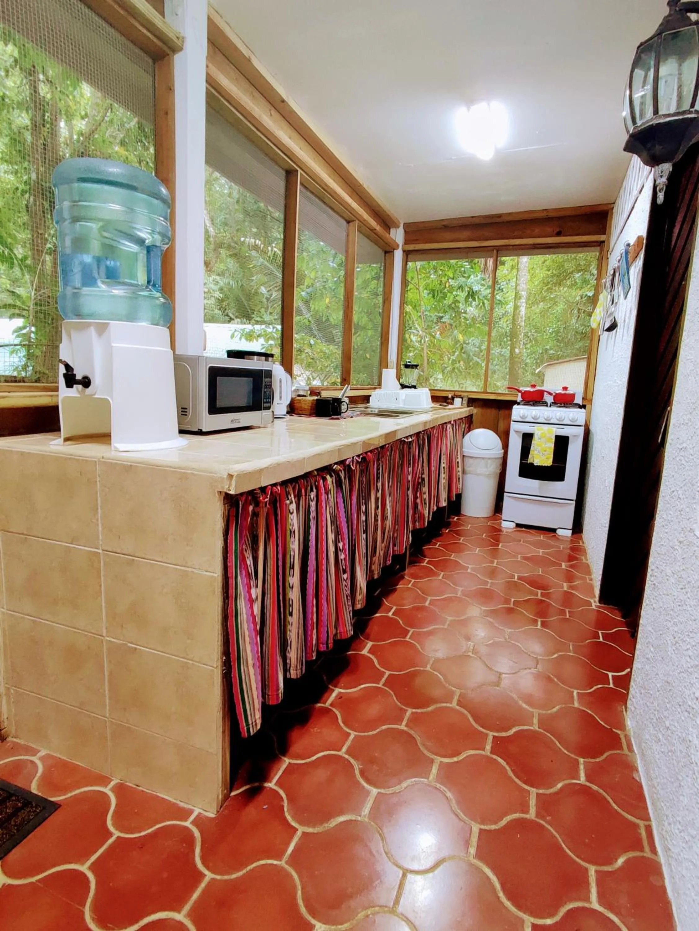 Kitchen or kitchenette in Maya Mountain Lodge
