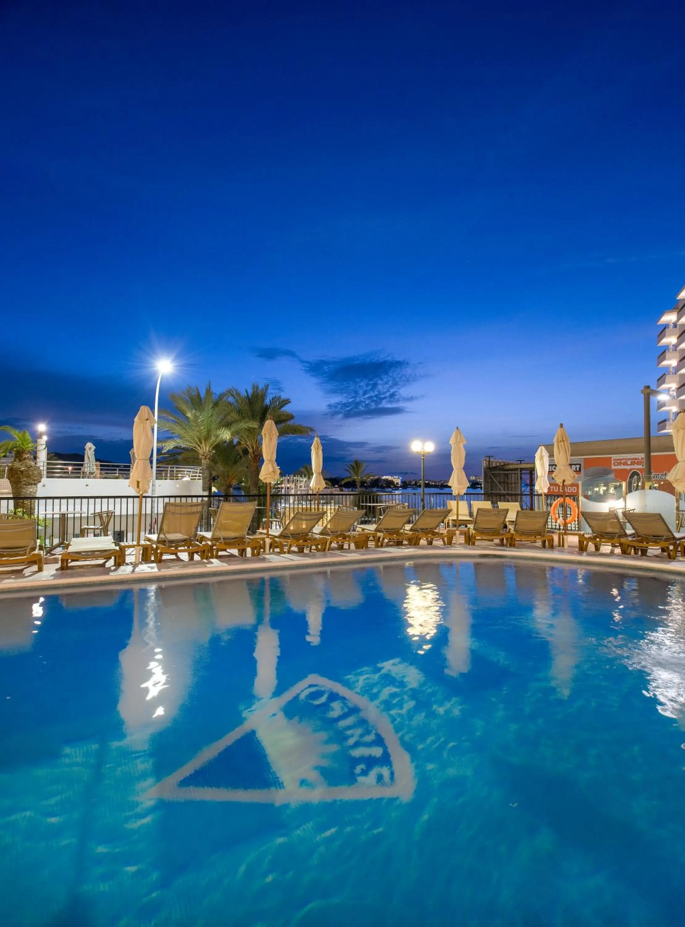 Swimming pool in Hotel Osiris Ibiza