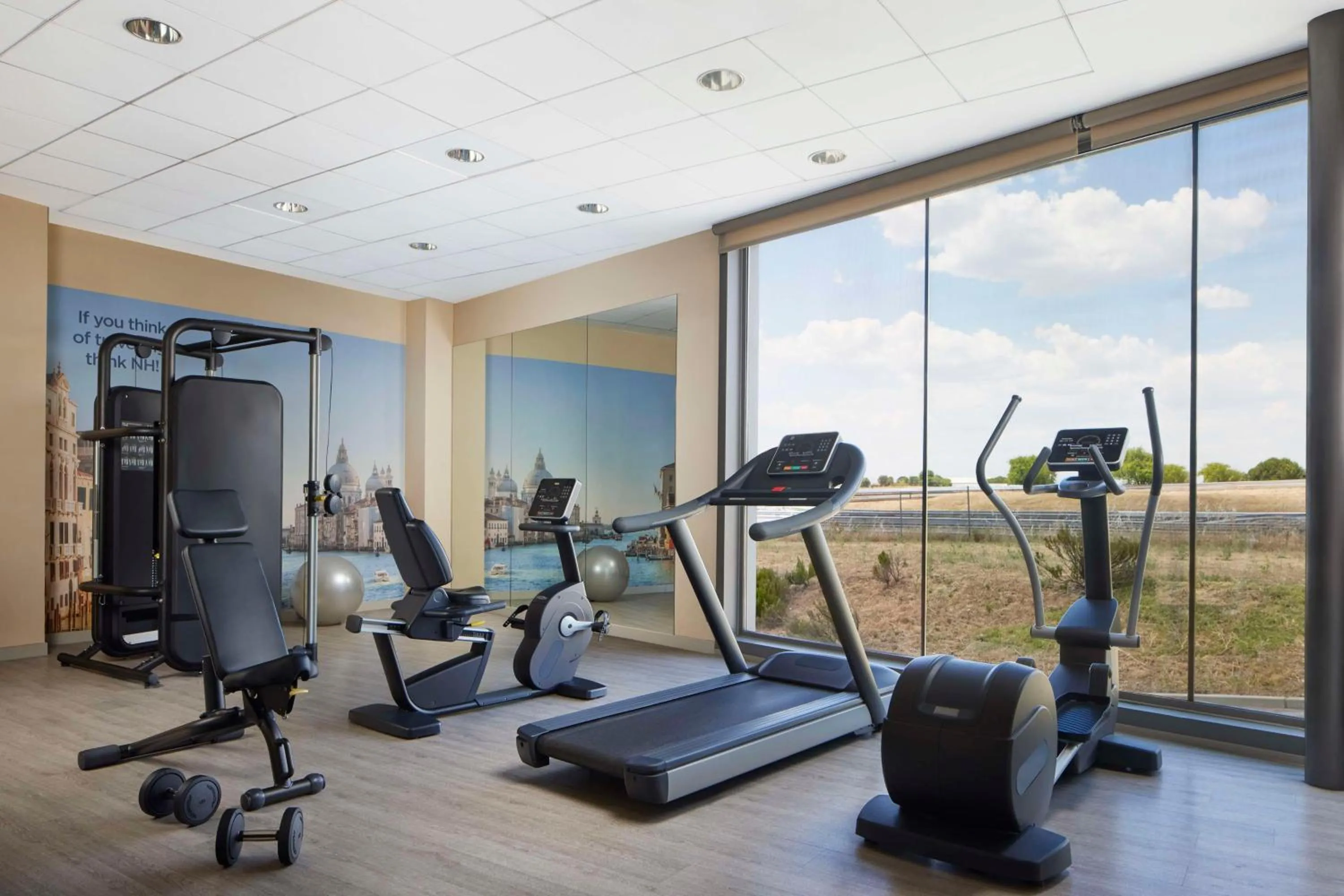 Fitness centre/facilities in NH Alcorcón