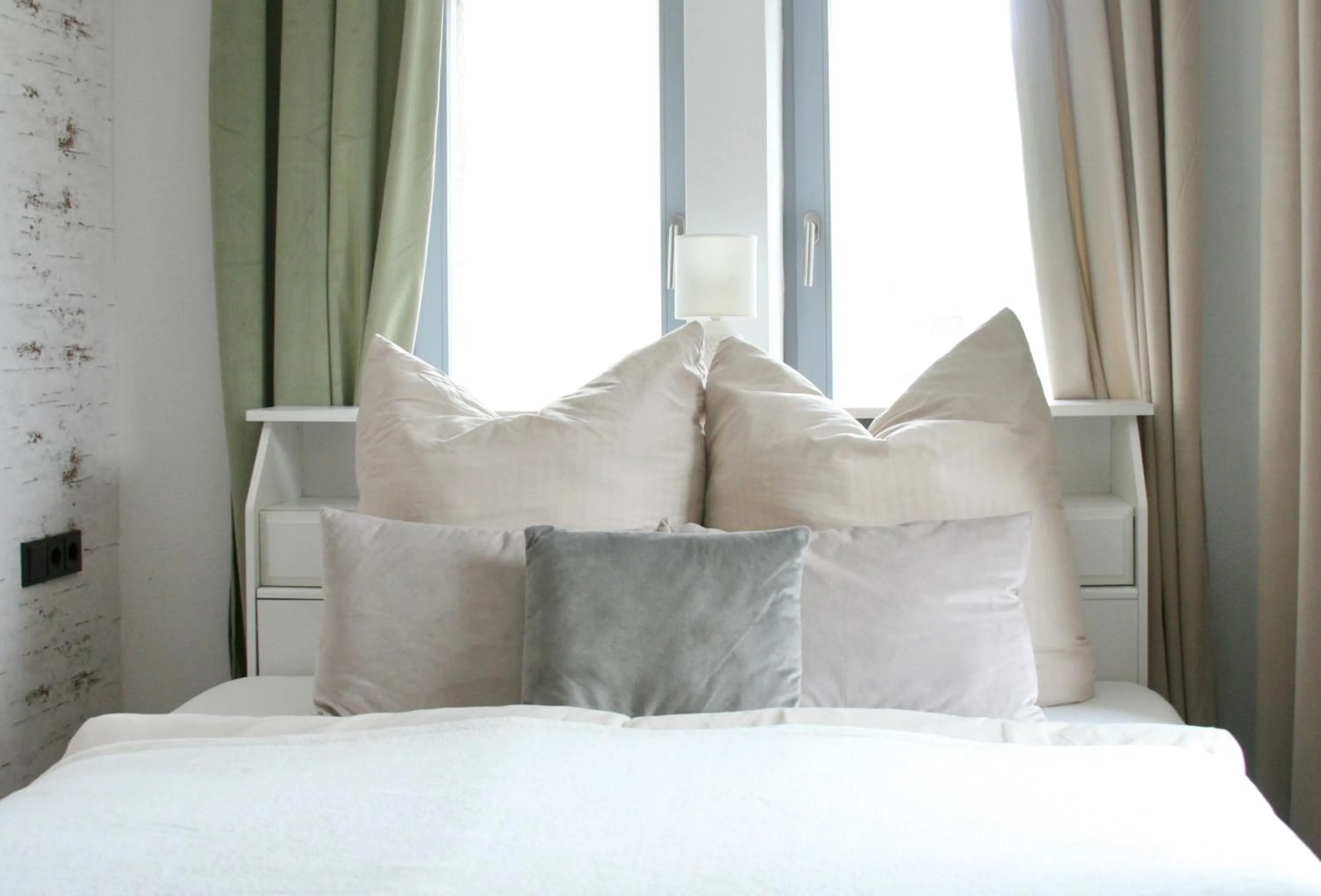 Bed in The Manhattan A Boutique Hotel By American Ease
