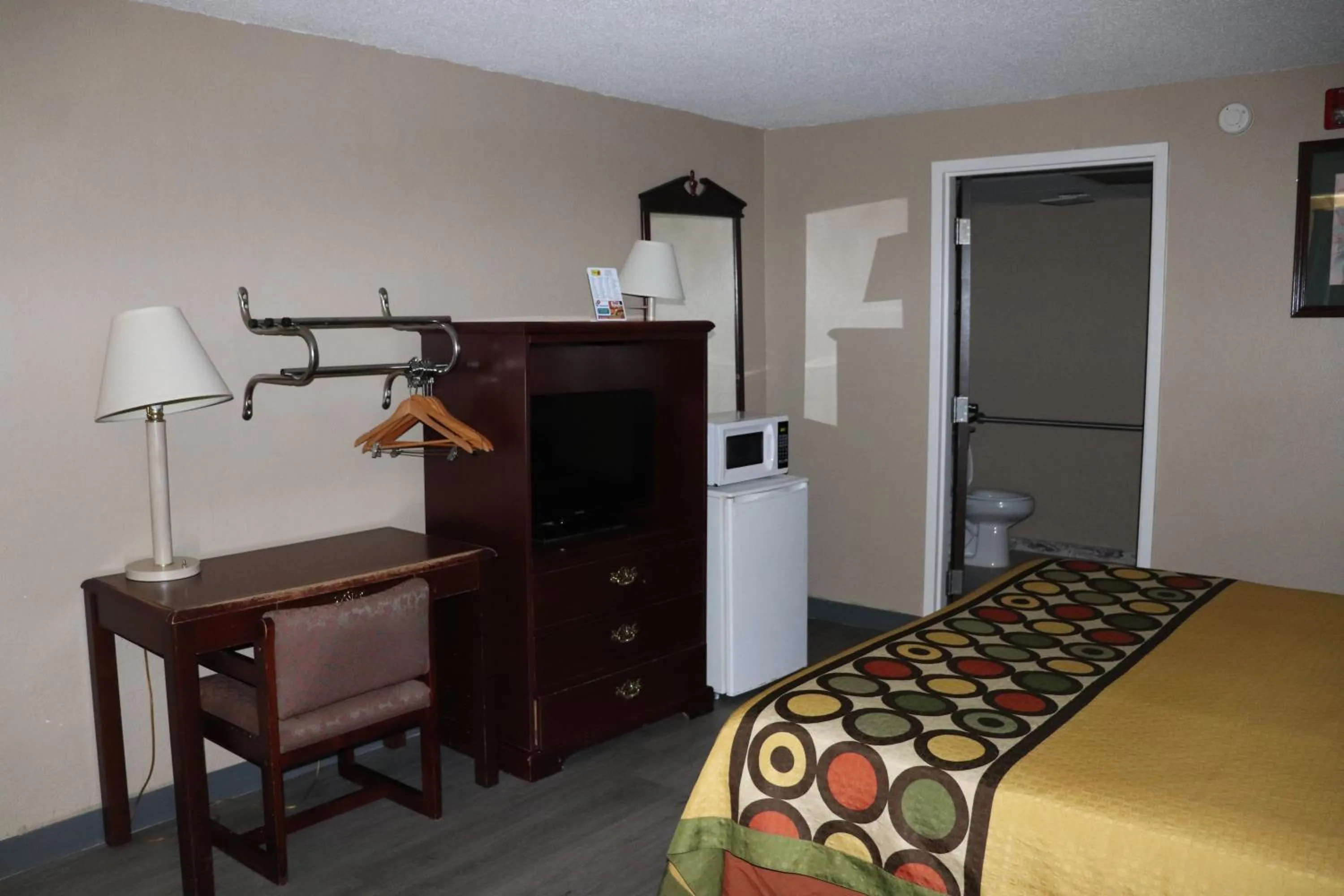 Bed in Super 8 by Wyndham Clarksville East