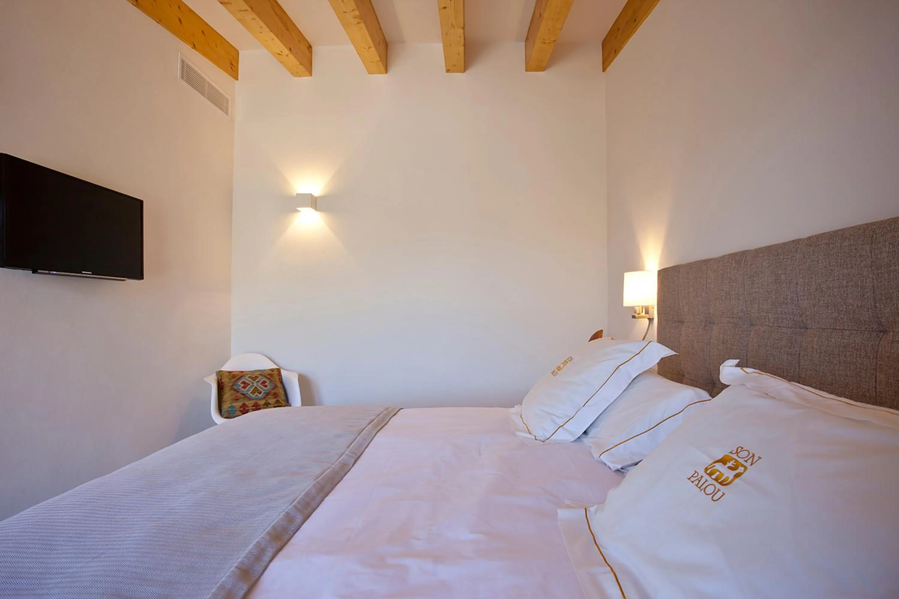 Bedroom, Bed in Finca Hotel Son Palou