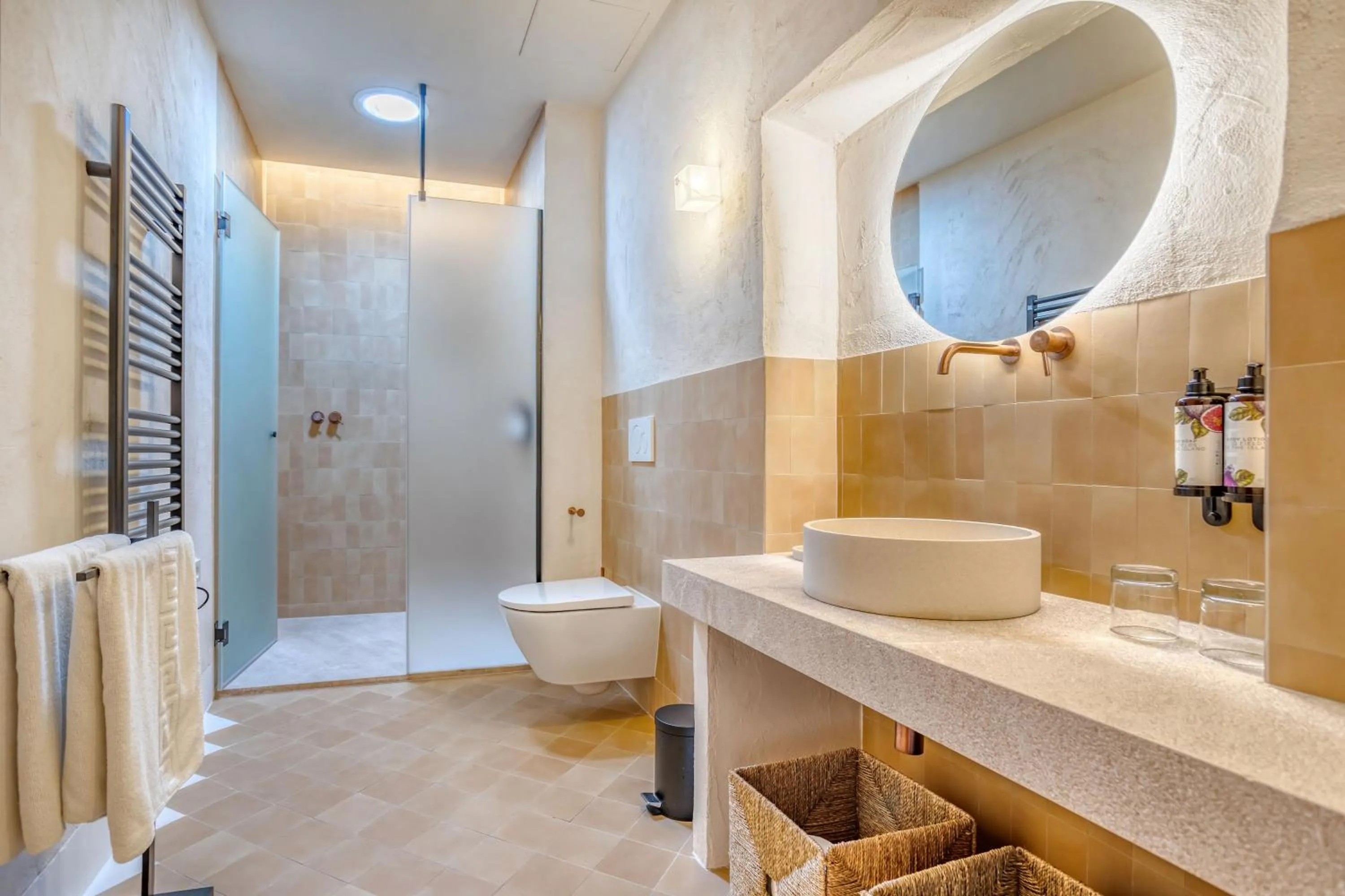 Shower in Finca Hotel Son Palou