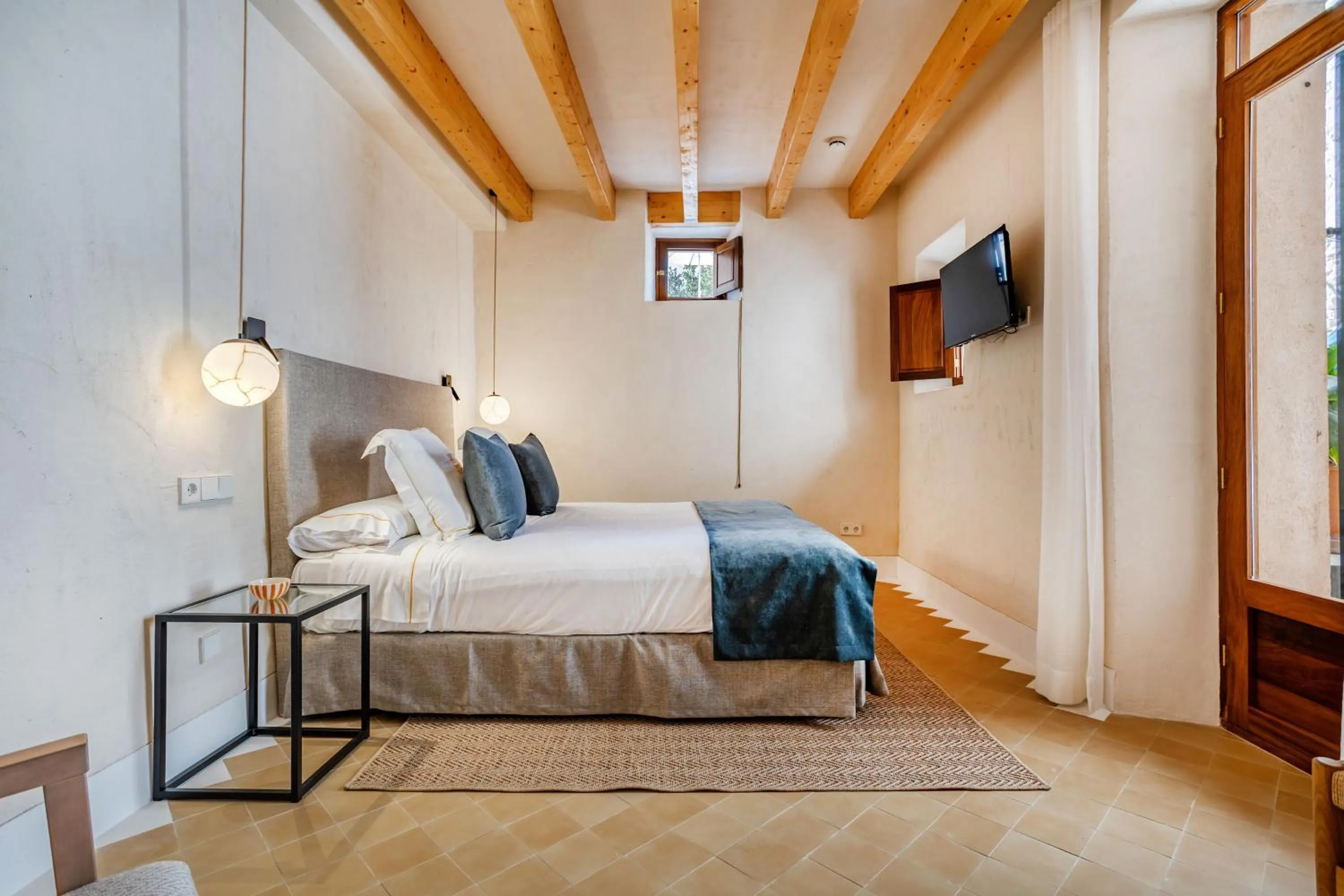 Photo of the whole room, Bed in Finca Hotel Son Palou