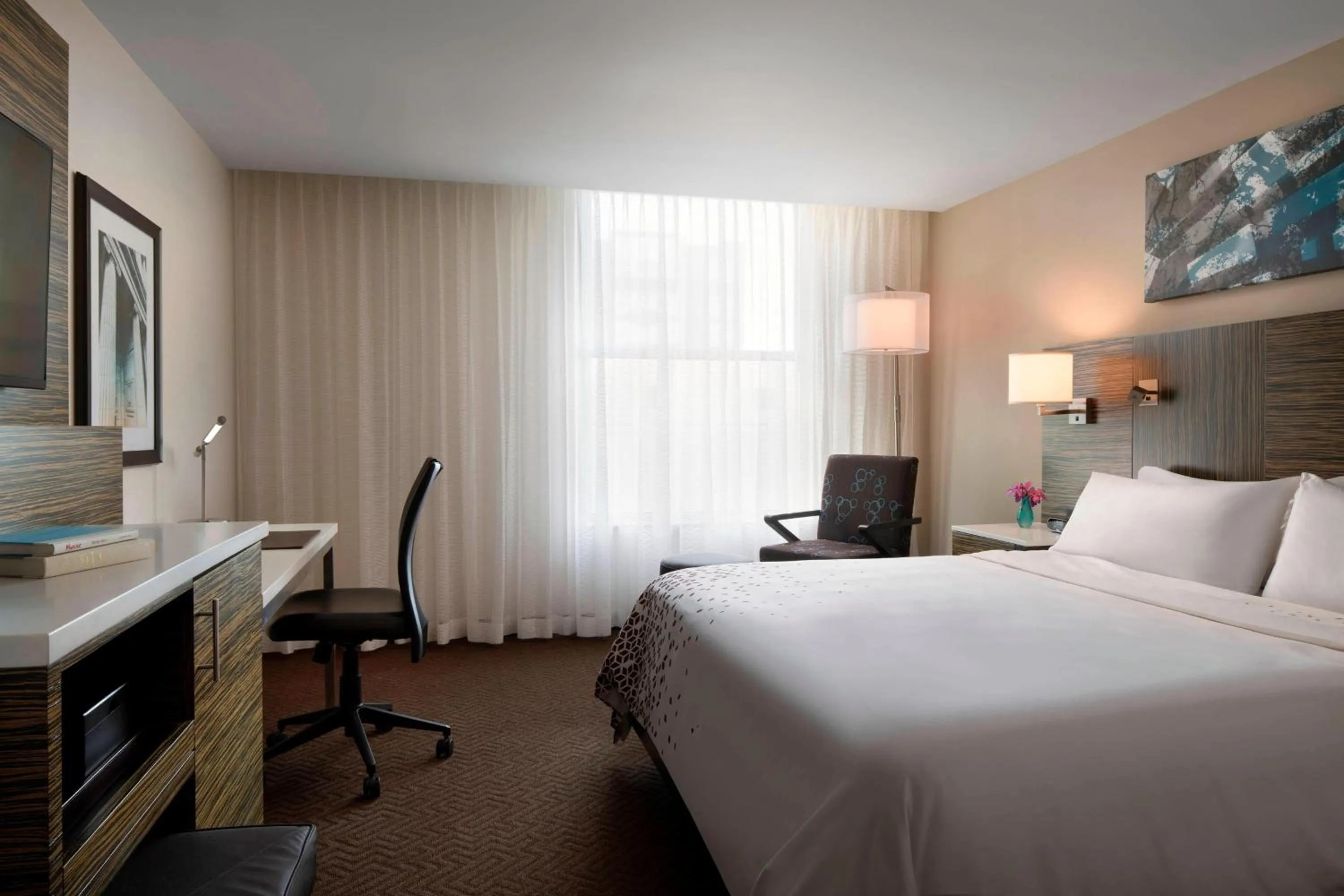 Photo of the whole room, Bed in Renaissance Denver Downtown City Center Hotel