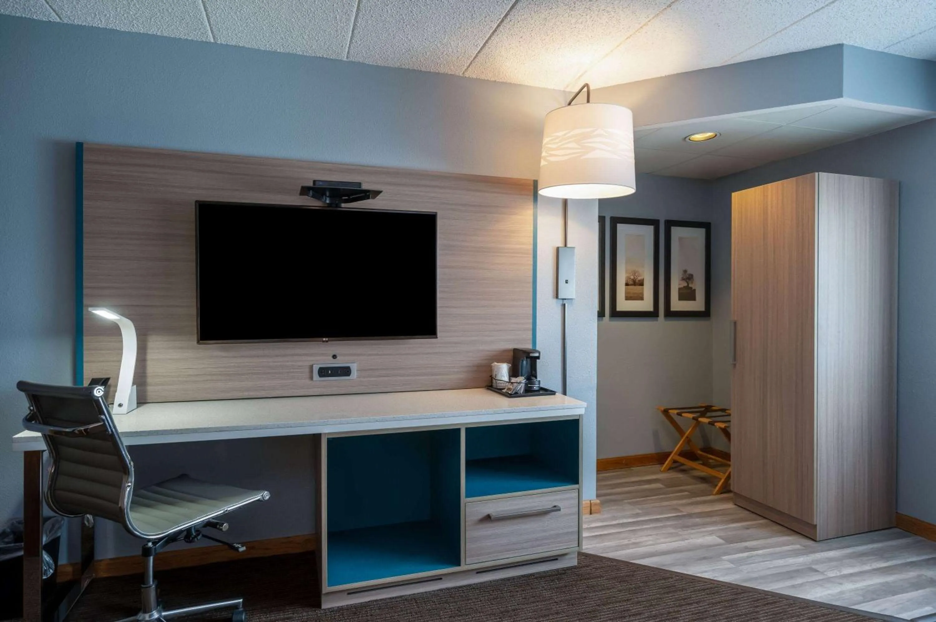 Photo of the whole room in AmericInn by Wyndham Eau Claire