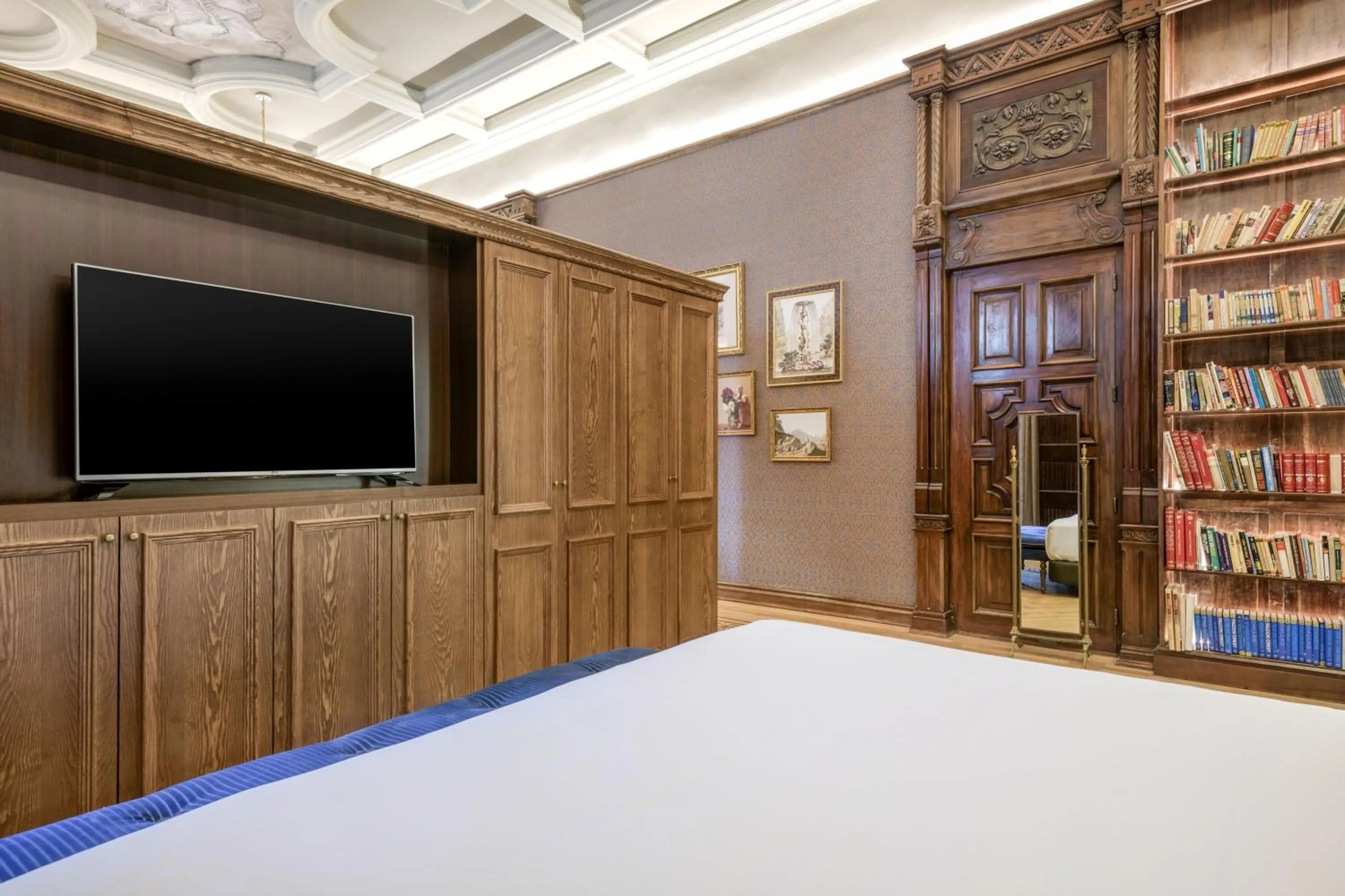 Photo of the whole room in Hotel Palacio del Retiro, Autograph Collection