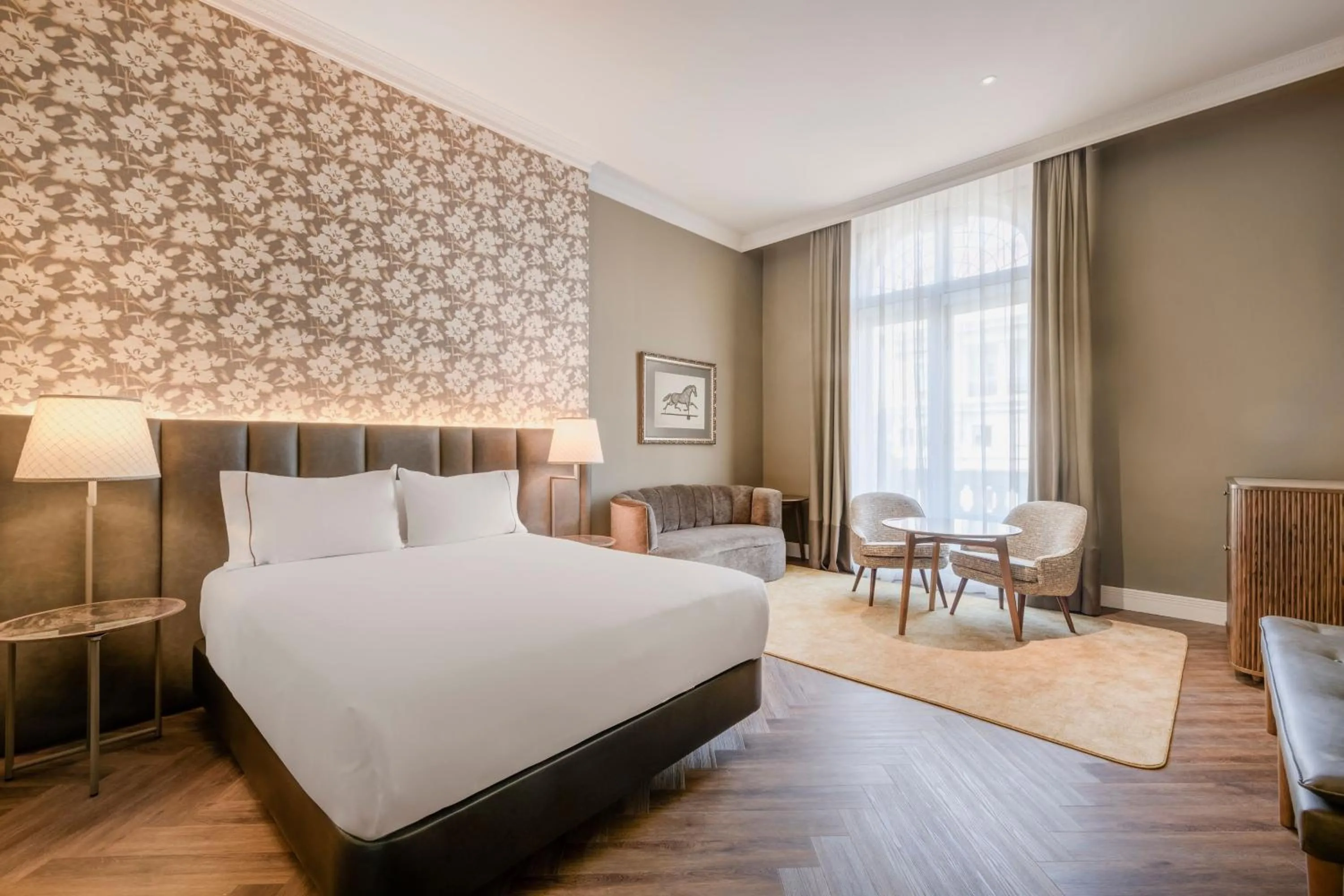 Photo of the whole room, Bed in Hotel Palacio del Retiro, Autograph Collection