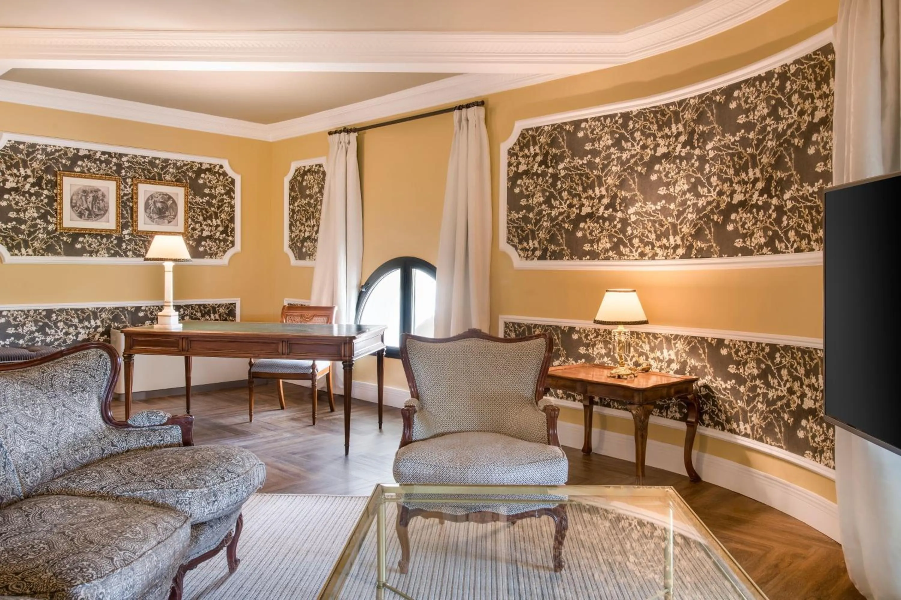 Photo of the whole room in Hotel Palacio del Retiro, Autograph Collection