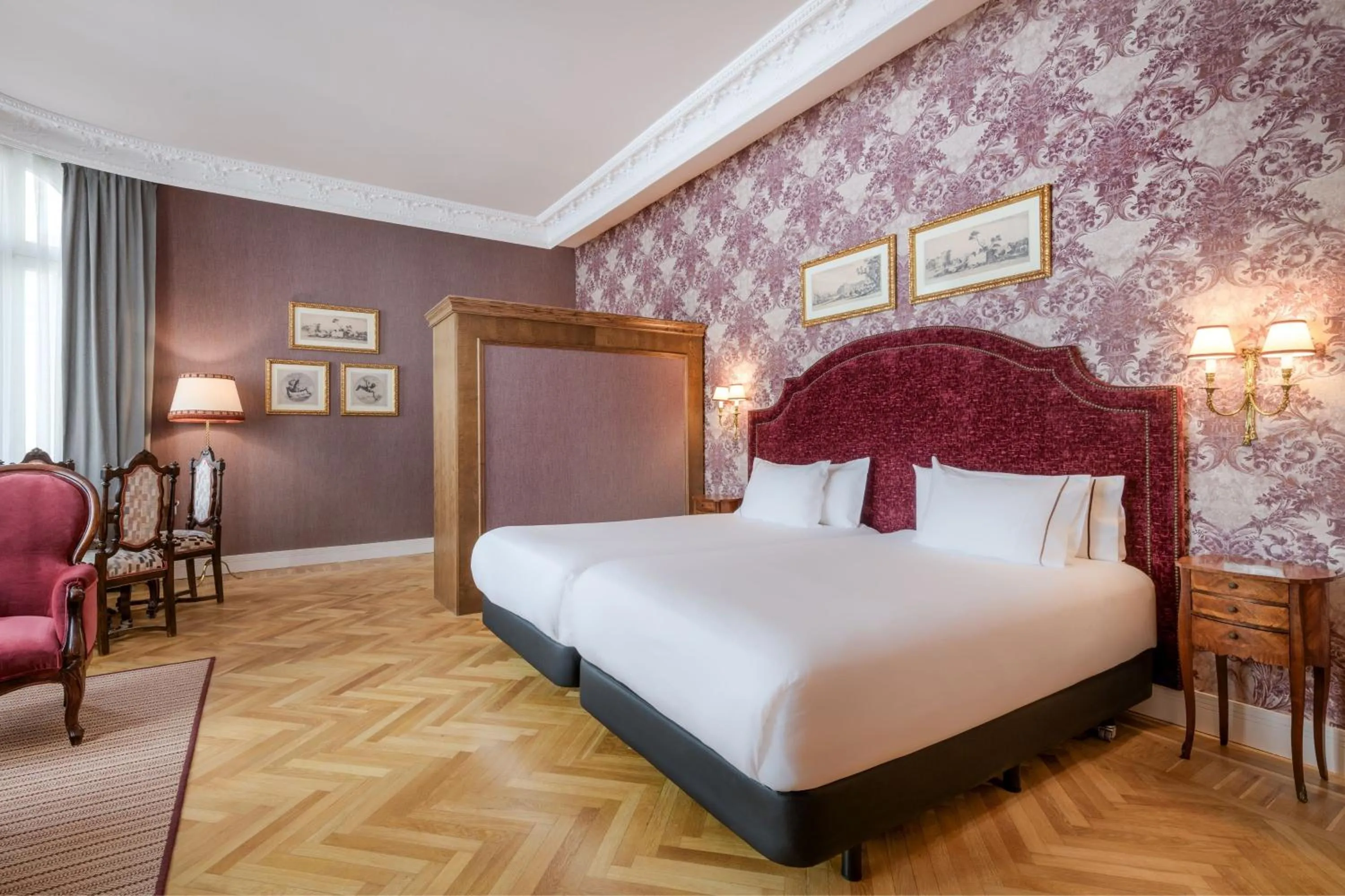 Photo of the whole room, Bed in Hotel Palacio del Retiro, Autograph Collection