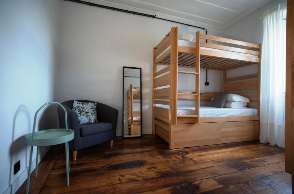 Photo of the whole room, Bed in Inn Door 21 - Hostel & Suite