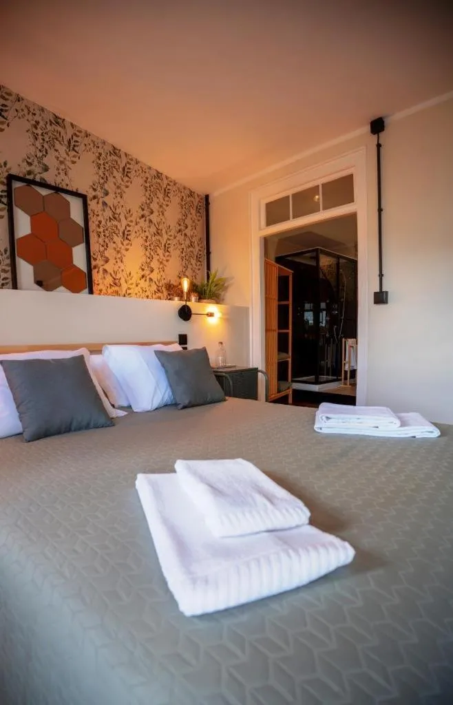 Photo of the whole room, Bed in Inn Door 21 - Hostel & Suite