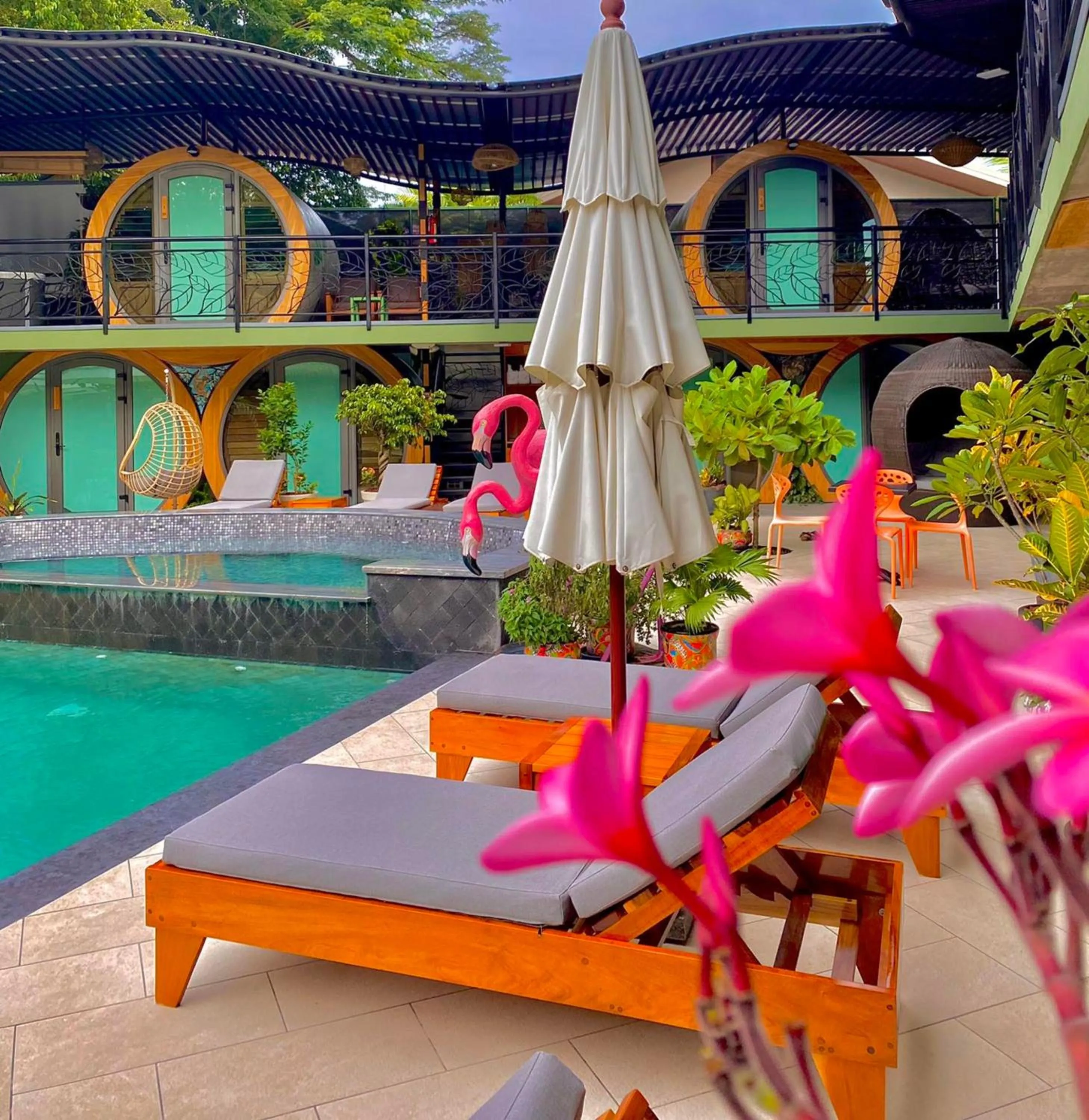 Swimming pool in Saranda Boutique Hotel