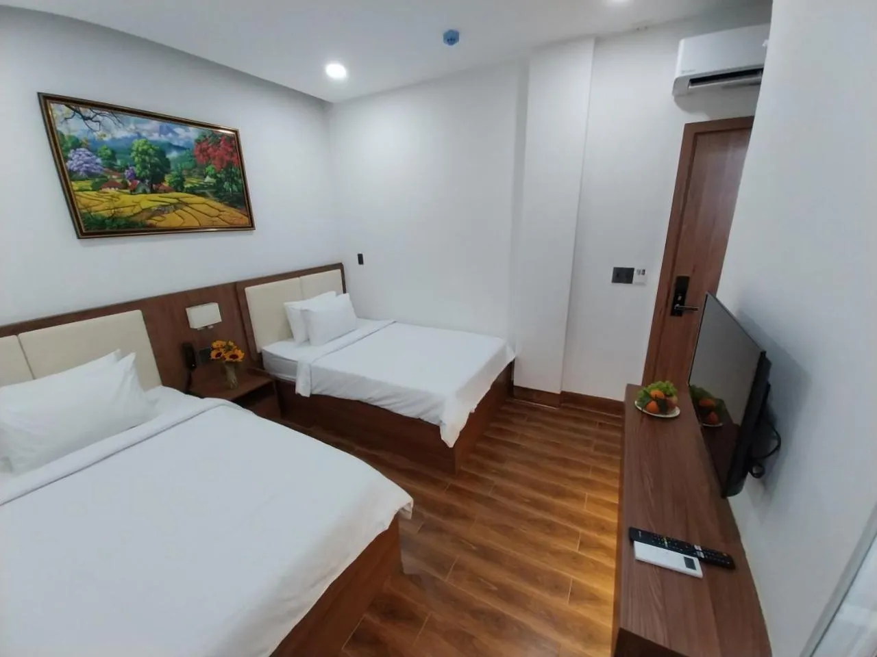 Bed in Santini Hotel