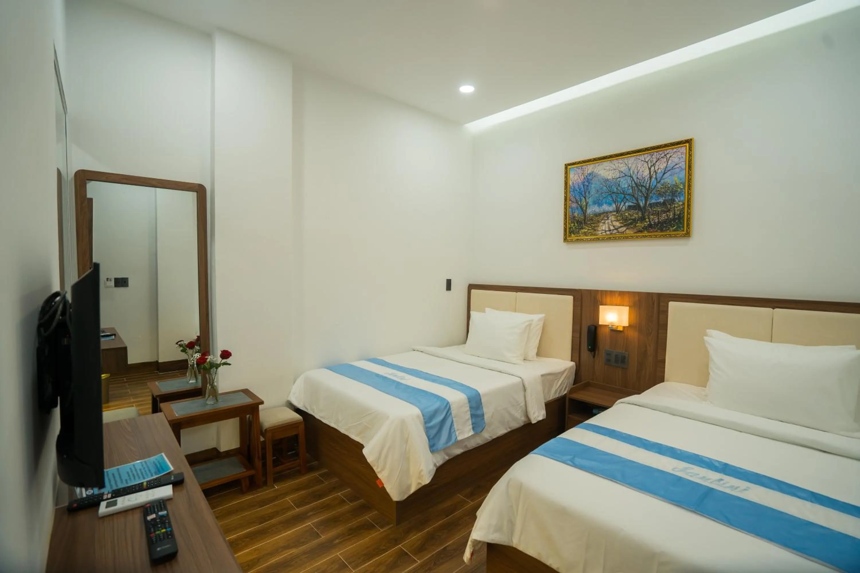 Bedroom, Bed in Santini Hotel