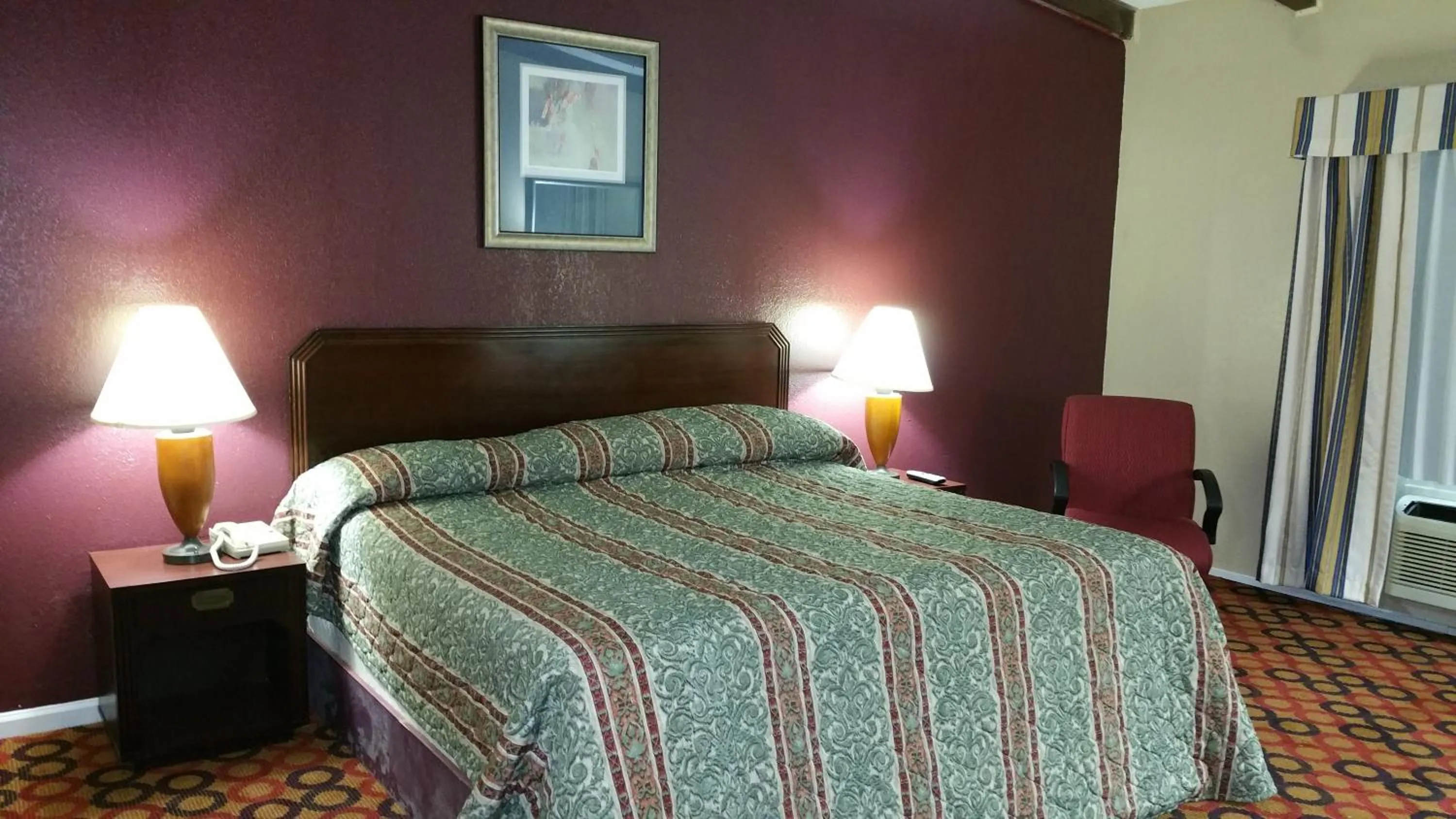 Bedroom, Bed in Executive Inn and Suites Waxahachie