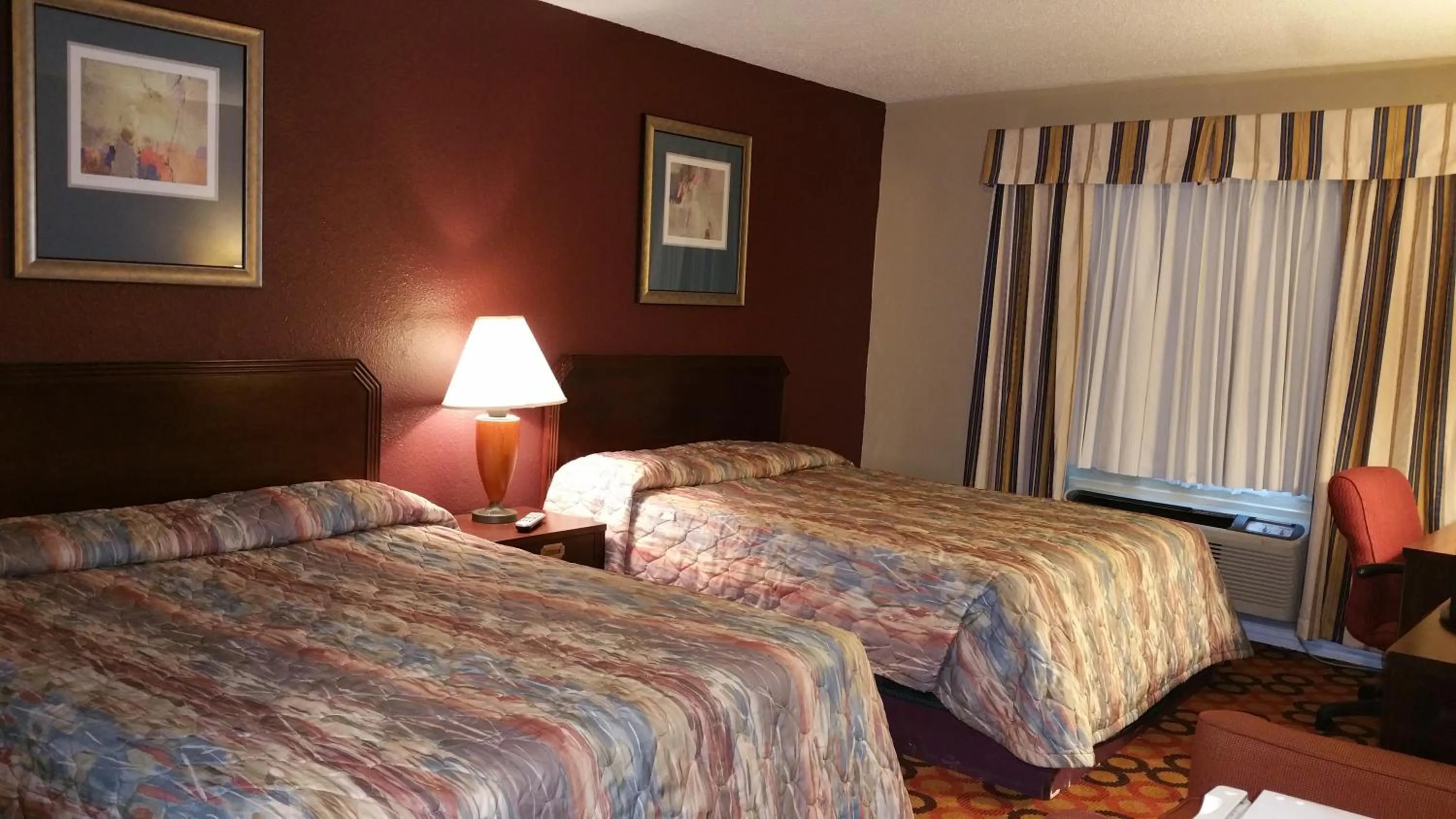 Bedroom, Bed in Executive Inn and Suites Waxahachie