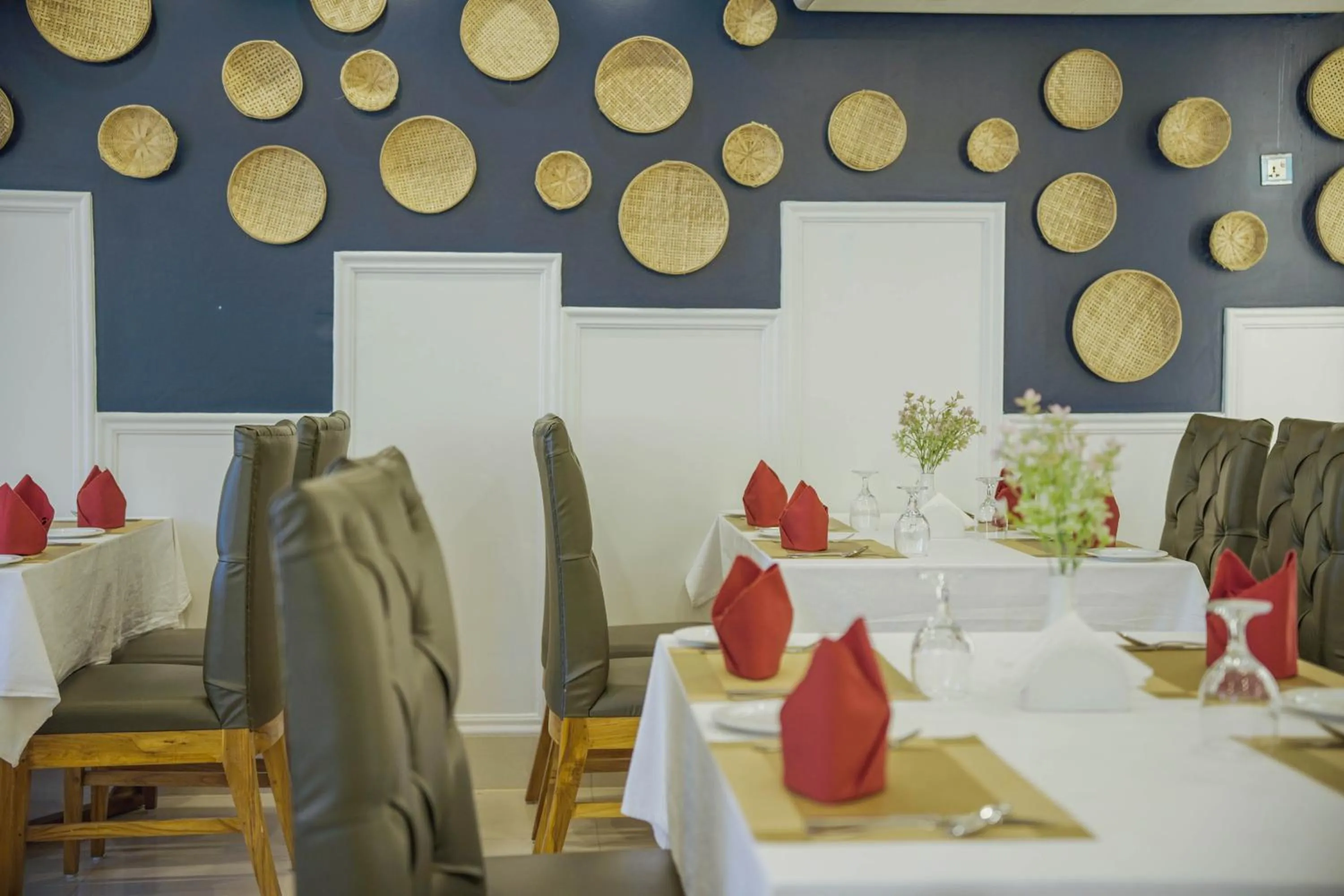 Restaurant/places to eat in Hotel Shuktara Dhaka